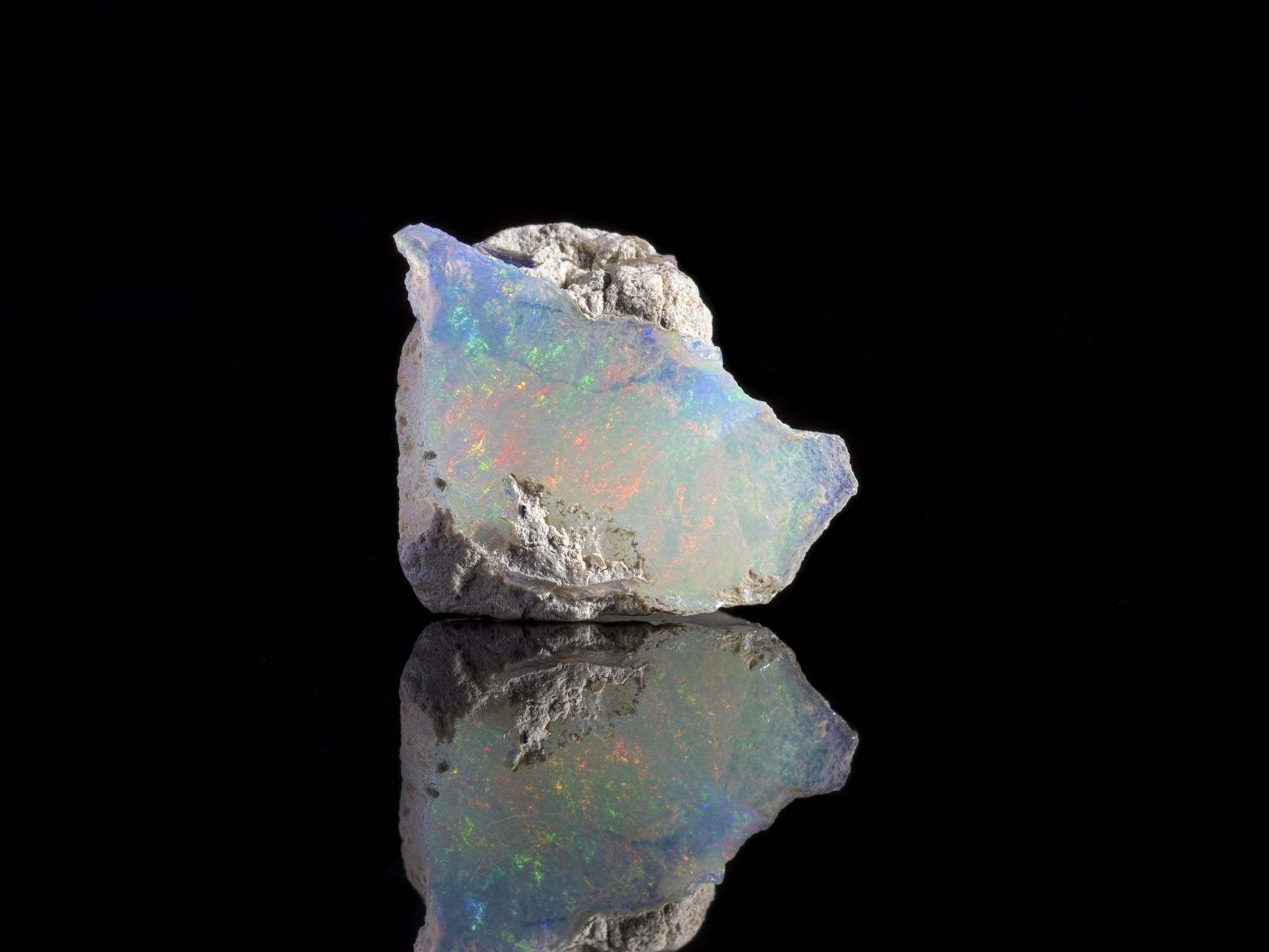 Opal properties, Characteristics and traits, Diamond Buzz insight, Gemstone knowledge, 2000x1500 HD Desktop