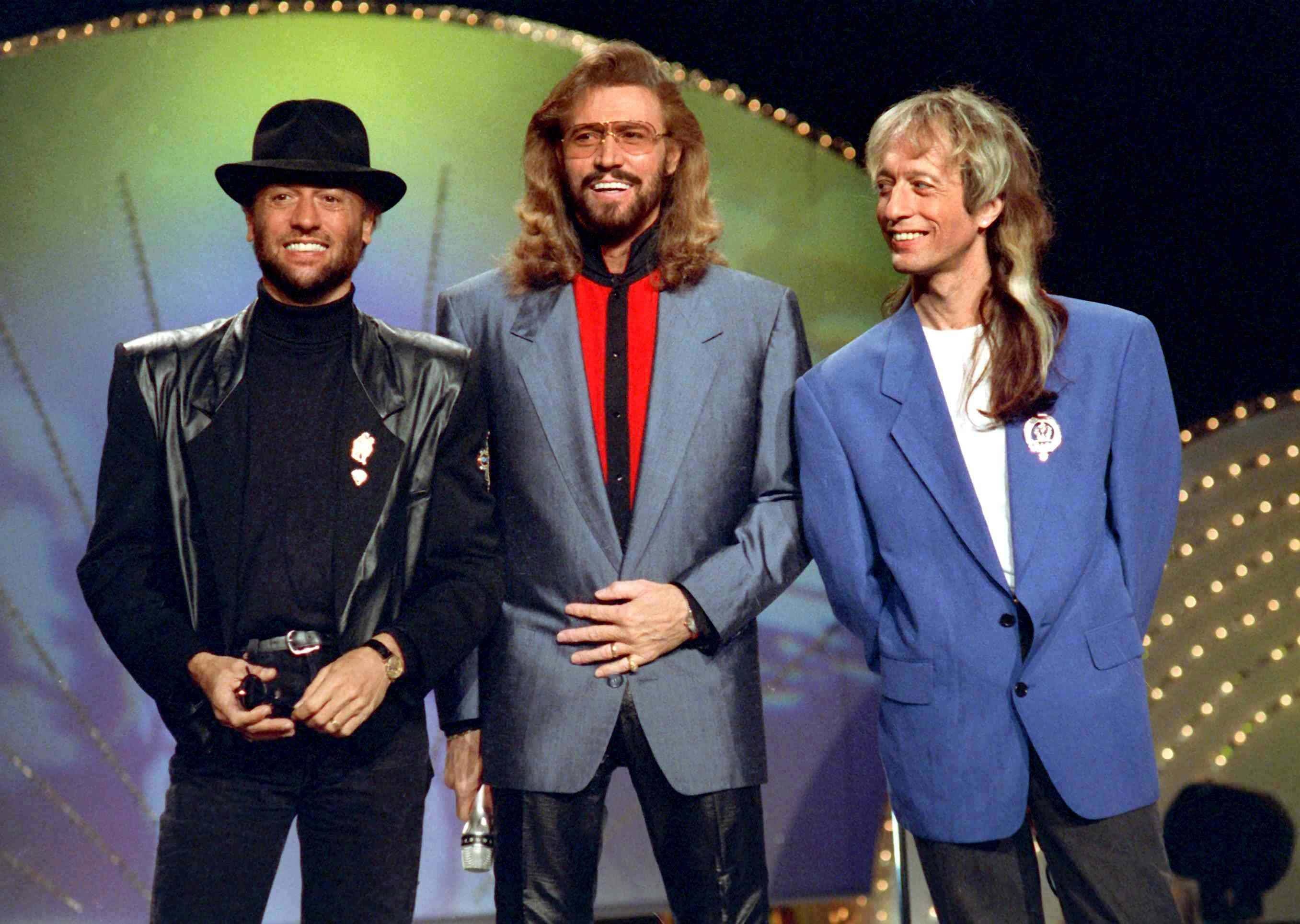 Barry Gibb, Top free backgrounds, Music icons, Disco era, 2720x1930 HD Desktop