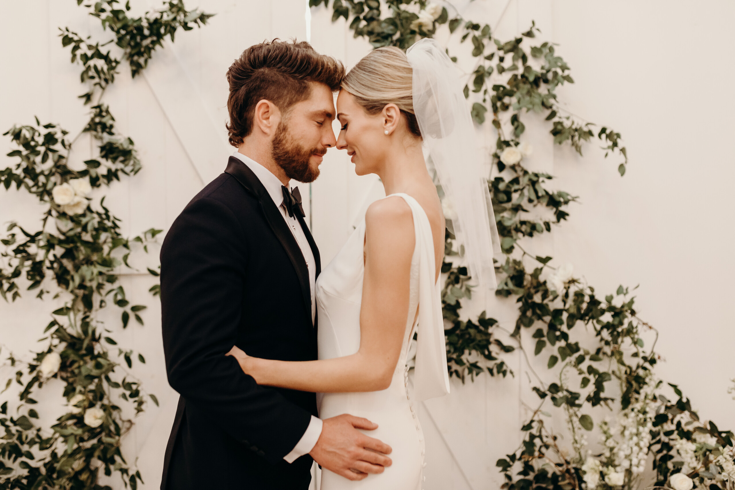 Chris Lane, Wedding at 14TENN, Romantic photos, 2560x1710 HD Desktop