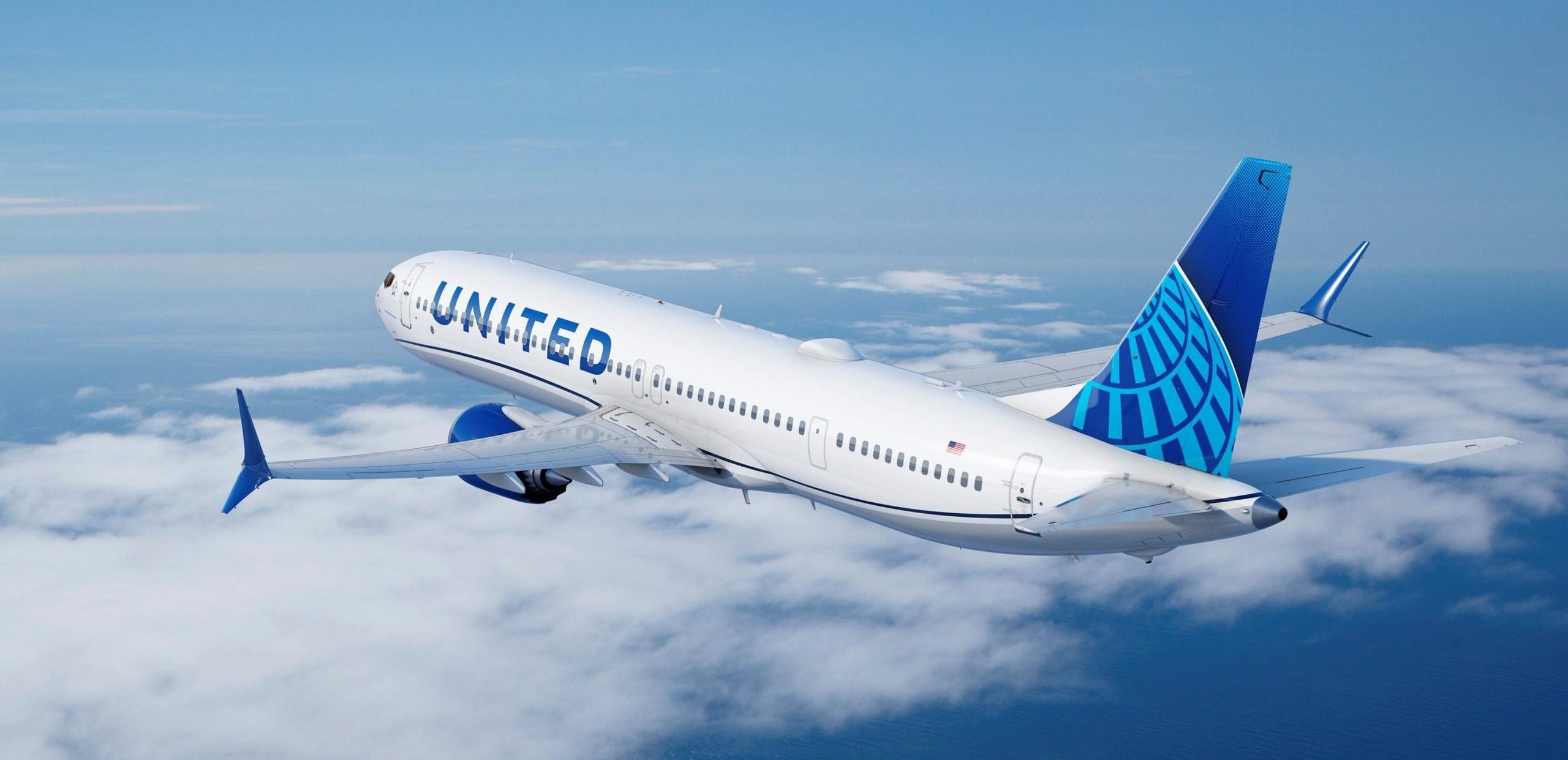 United Airlines, Premium cabin experience, Domestic flights, Airliner luxury, 2560x1250 Dual Screen Desktop