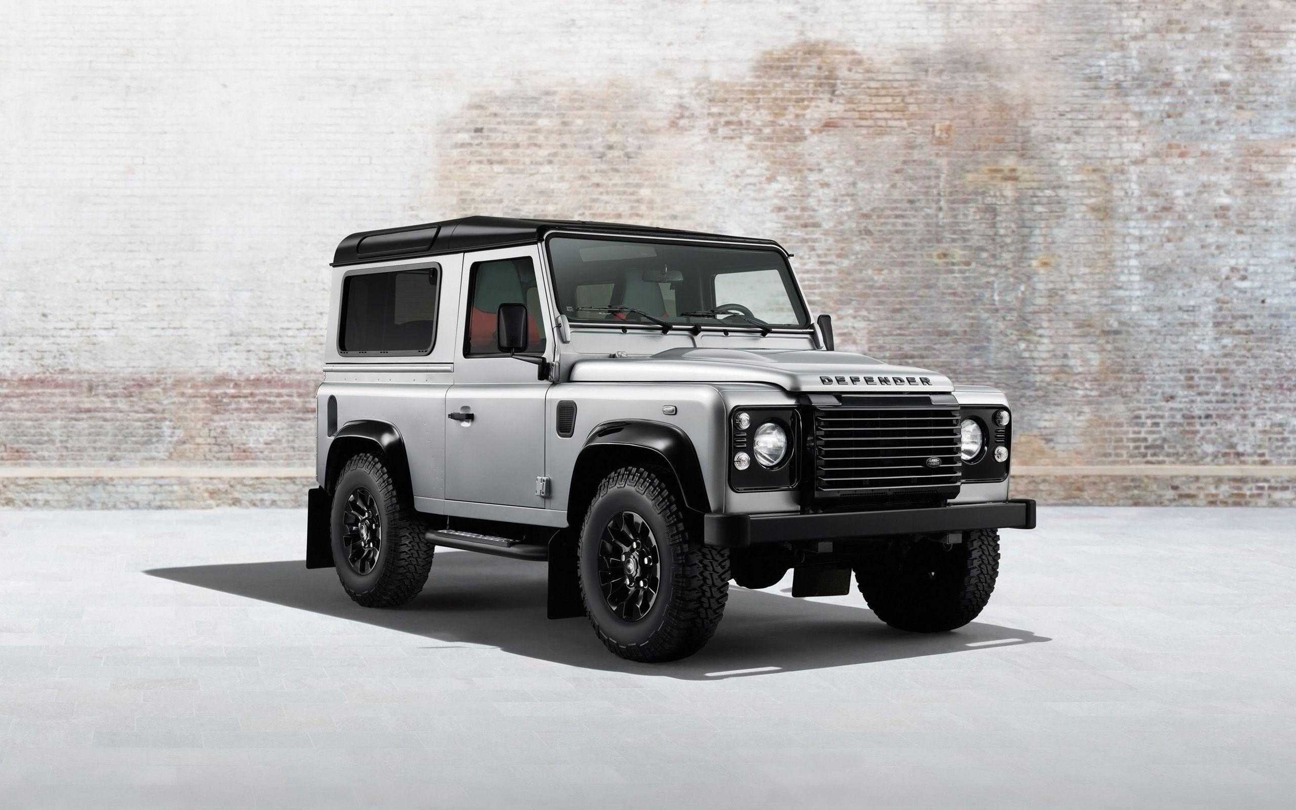 Land Rover Defender, Iconic SUV, Off-road capability, Rugged vehicle, 2560x1600 HD Desktop