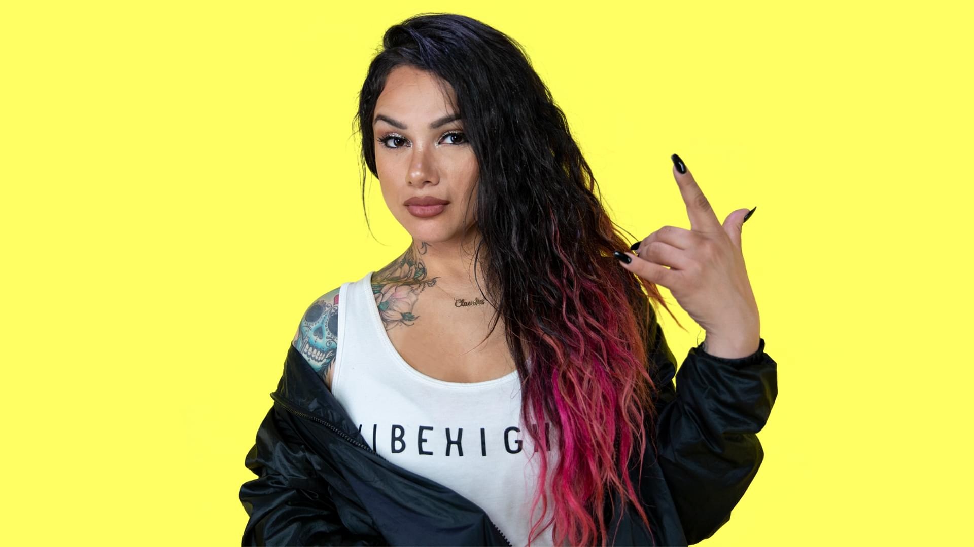 Snow Tha Product with special guests, Kuvo collaboration, Energetic music, Stage presence, 1920x1080 Full HD Desktop