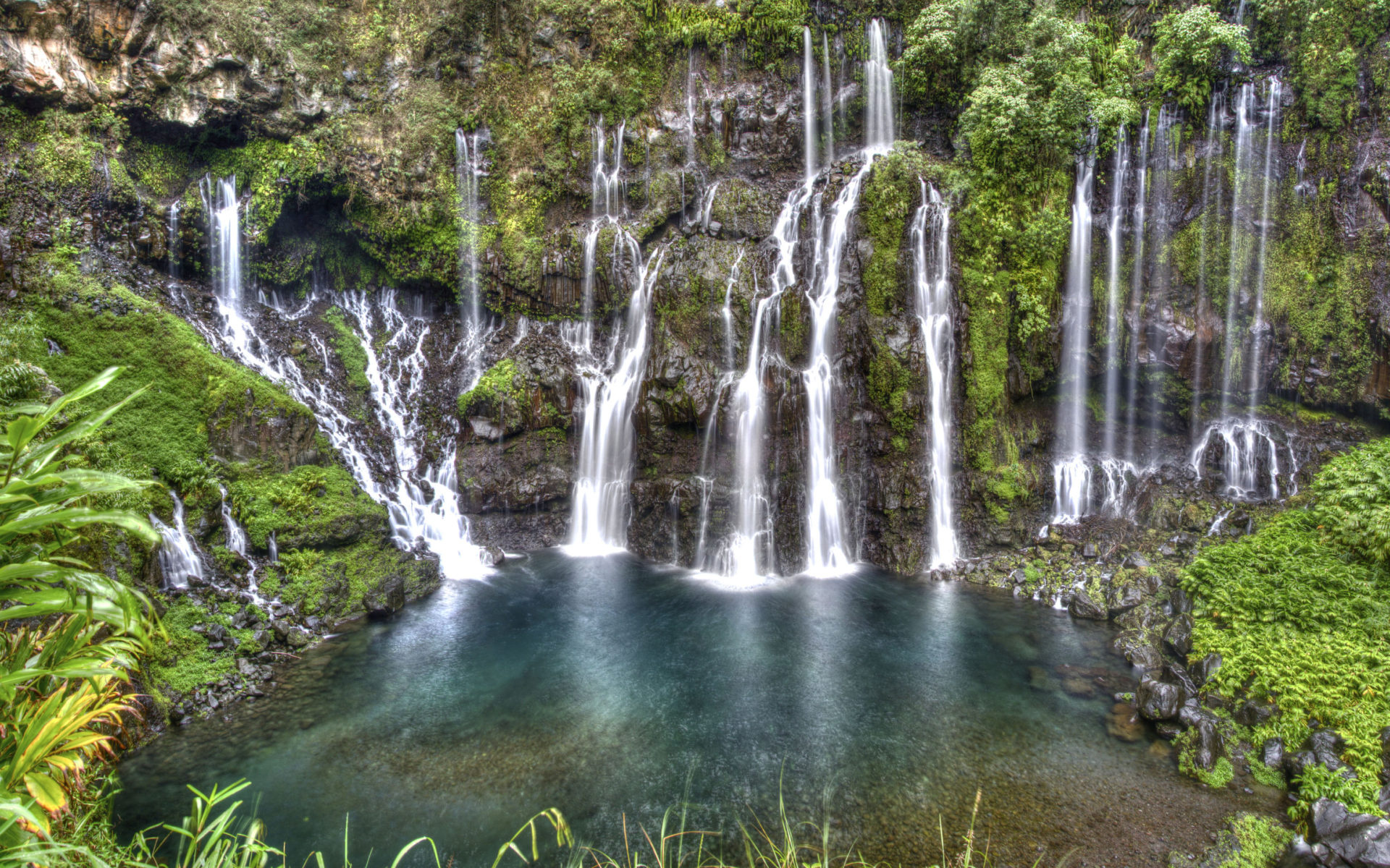 Reunion Island, Cascade langevin, Reunion national park, Scenic beauty, 1920x1200 HD Desktop