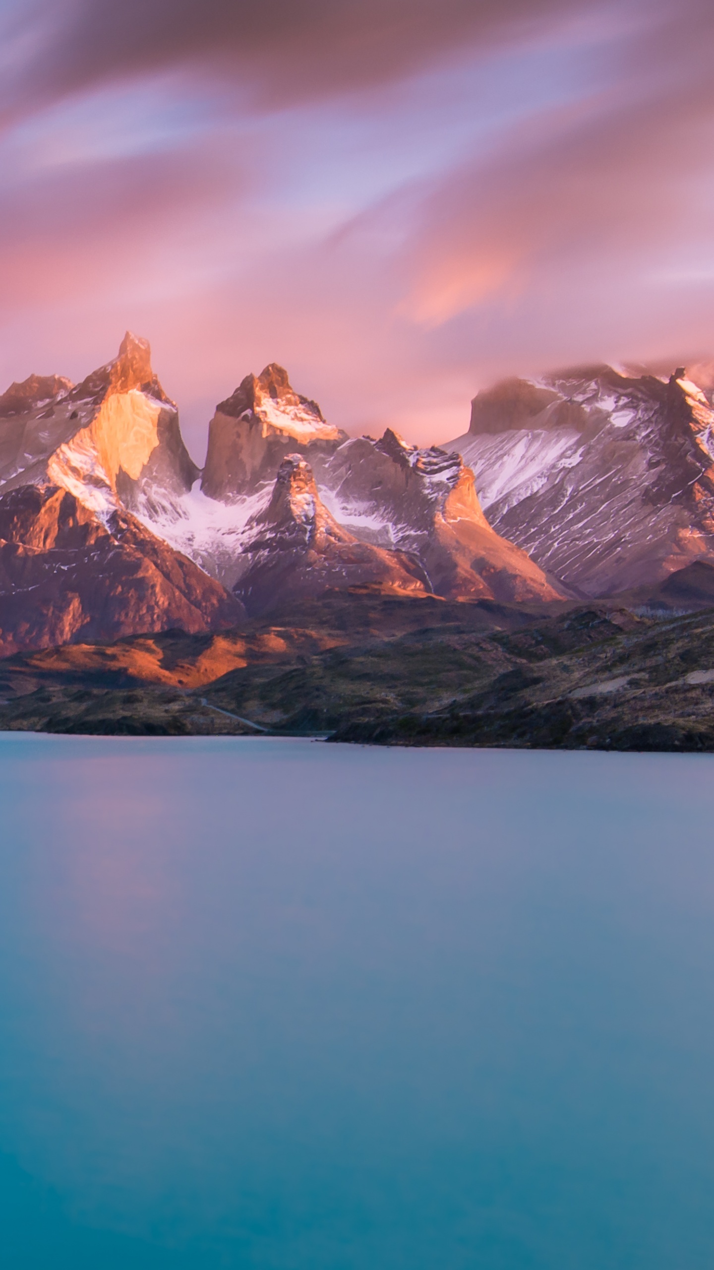 Chile: A long, narrow country lying between the Andes Mountains and the Pacific Ocean. 1440x2560 HD Wallpaper.