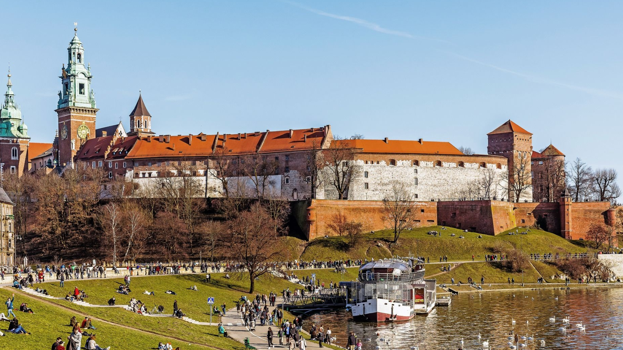 Wawel Castle, Royal castles, Polish history, Architectural masterpiece, 2050x1160 HD Desktop
