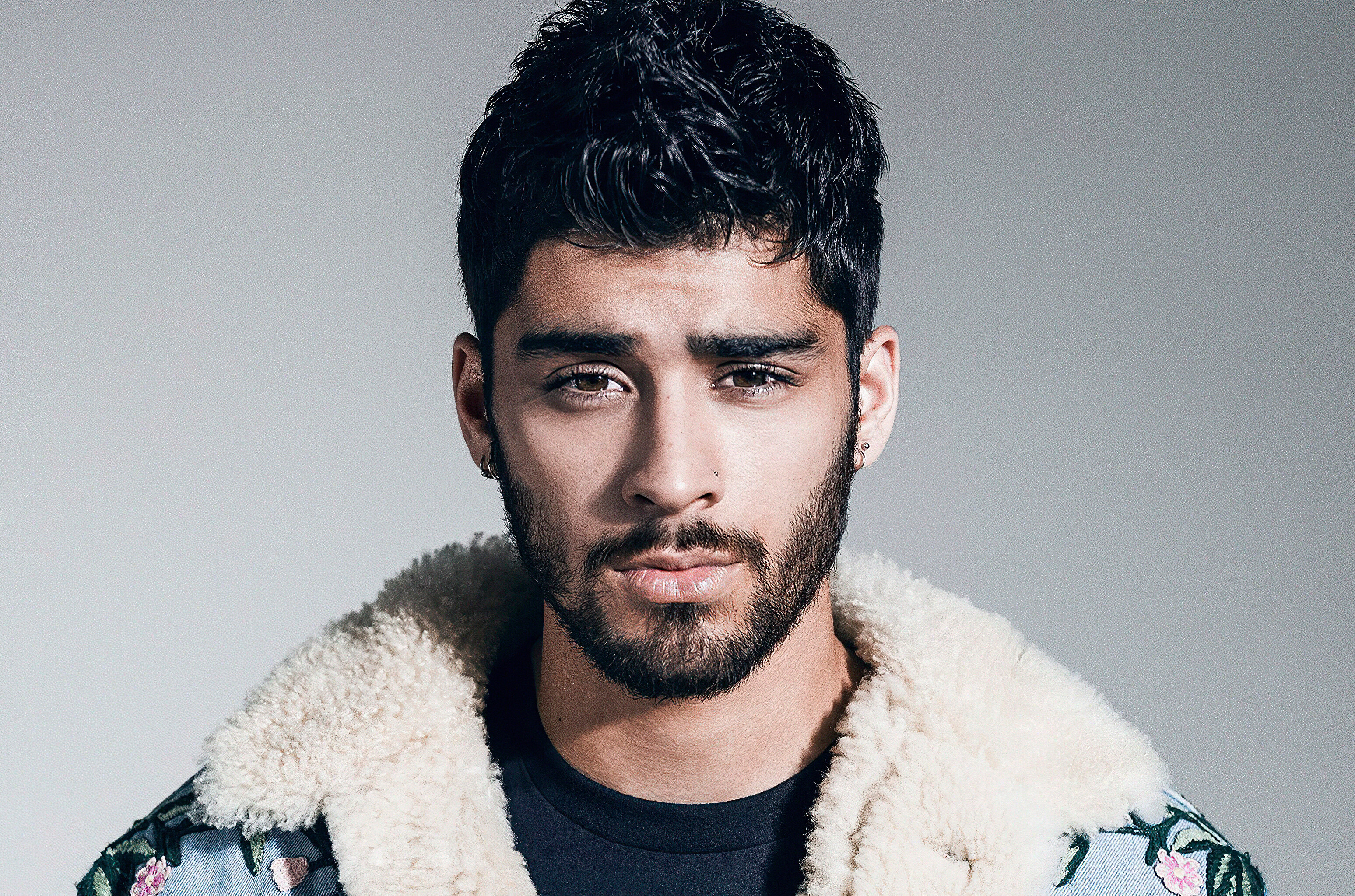 Zayn Malik: The first British artist to debut at number one in the US with a debut single. 3100x2050 HD Wallpaper.