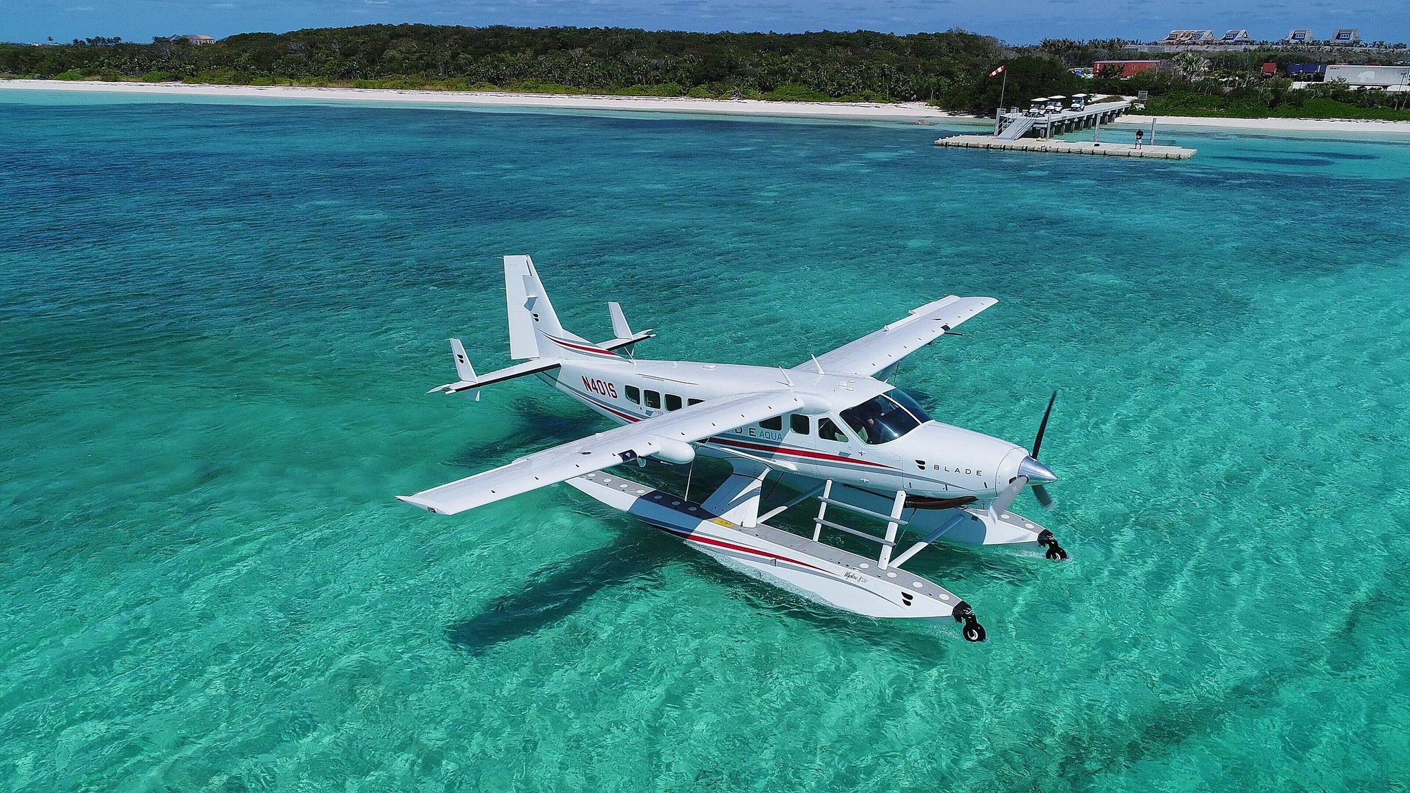 Bahamas seaplane, Cessna Caravan, Airplane photography, Stunning skyline, 2050x1160 HD Desktop
