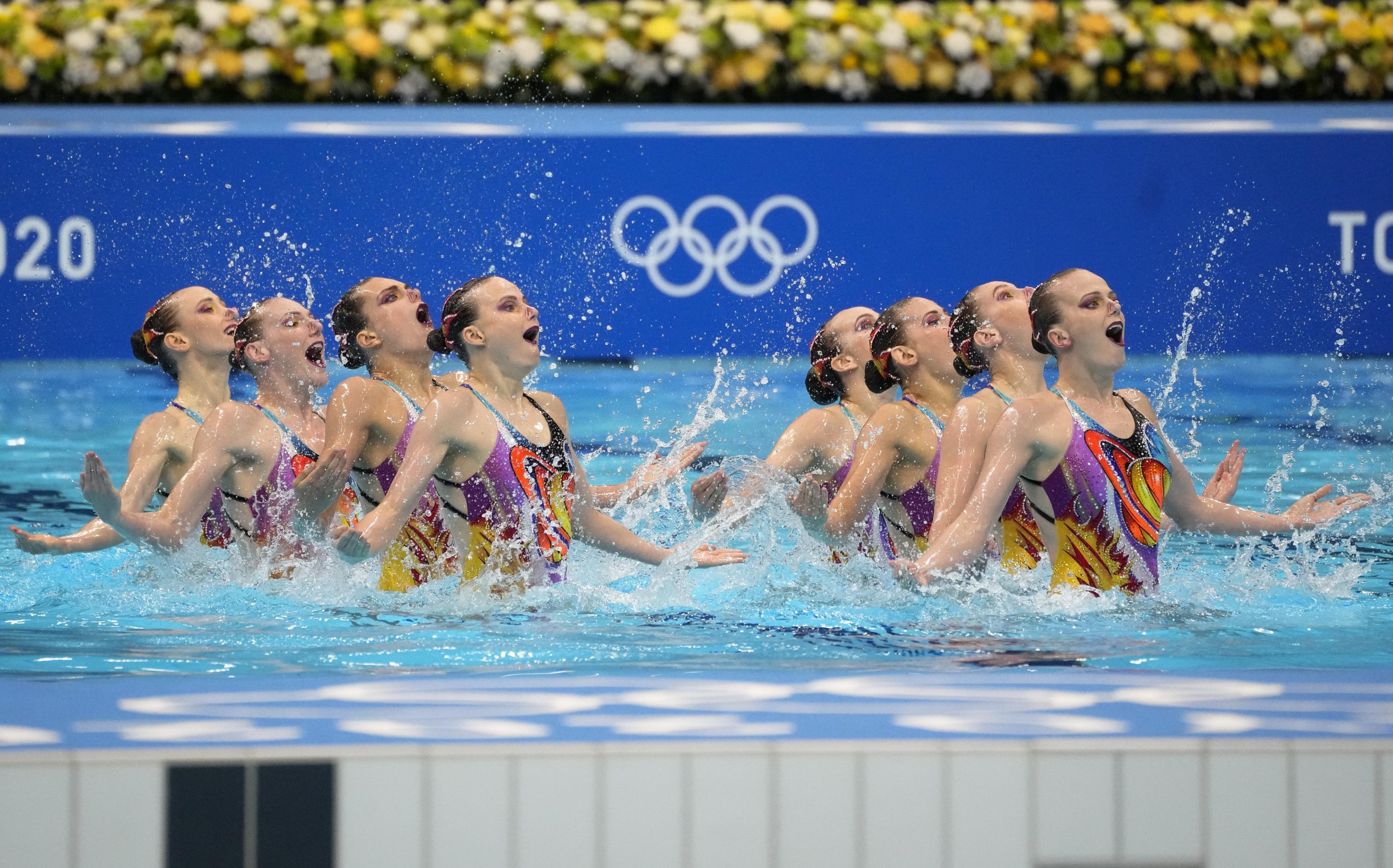 Synchronized Swimming: Vlada Chigireva, Svetlana Kolesnichenko, Svetlana Romashina, Alla Shishkina, Tokyo 2020. 3000x1880 HD Background.