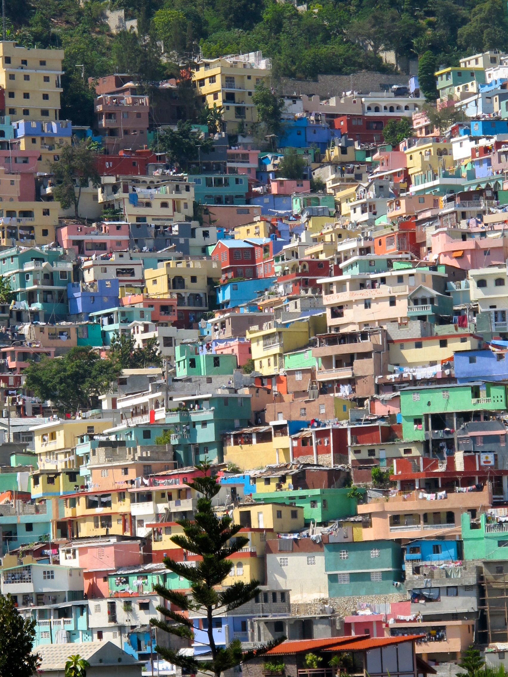 Port-au-Prince spherical video, Fascinating editorial, Nebu studios, Haiti, 1710x2280 HD Phone