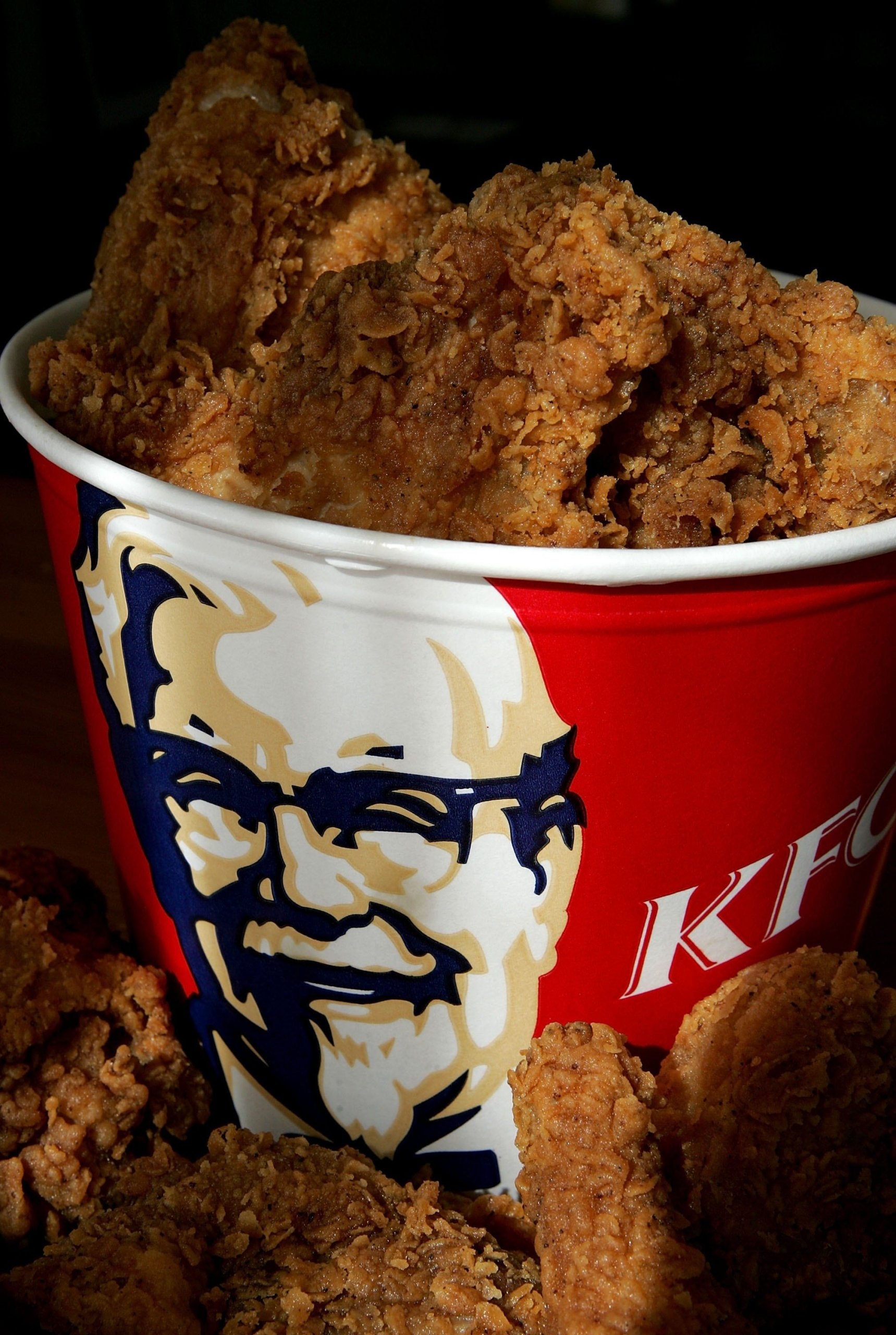 KFC, Lawsuit against KFC, $20 million, 1720x2560 HD Handy