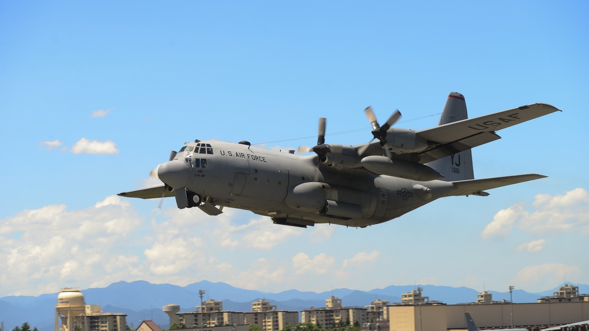 Lockheed C-130 Hercules, Mighty military aircraft, Sky-high strength, Unstoppable force, 1920x1080 Full HD Desktop