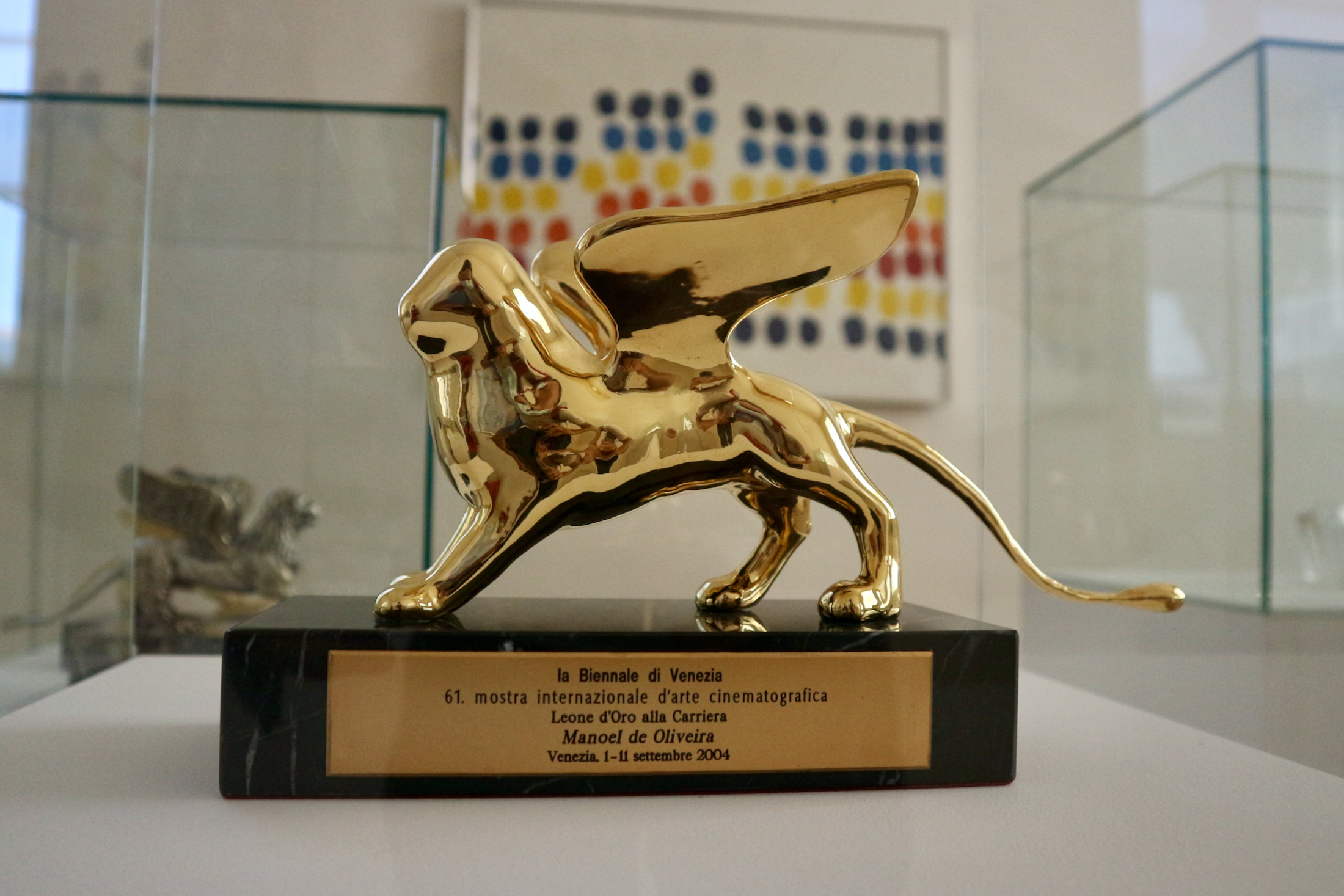 Golden Lion Award, Parque de Serralves, Porto Portugal, Mit Kindern, 2200x1470 HD Desktop