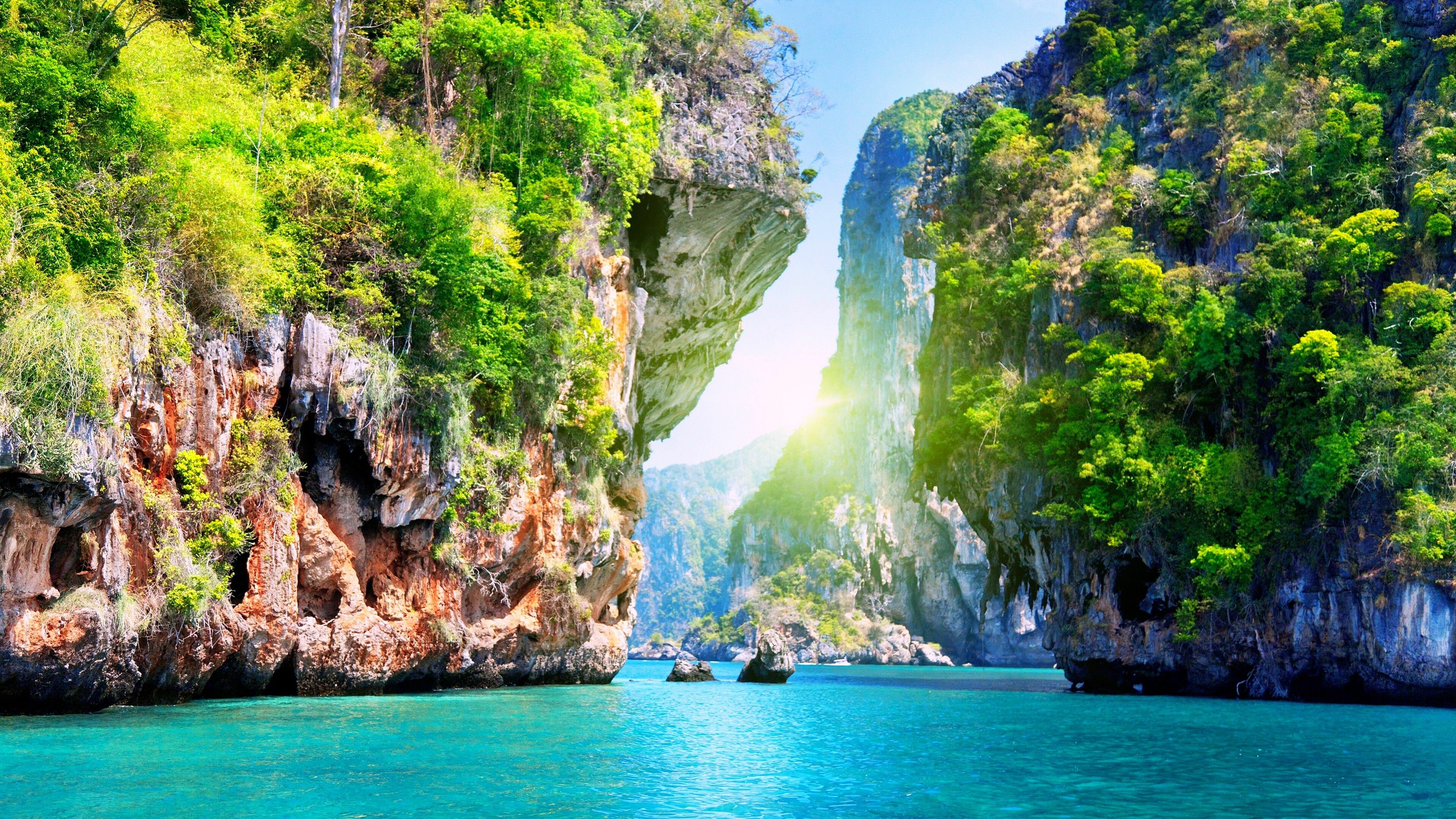 Phi Phi: A popular archipelago 40 km south of Phuket, Thailand. 3840x2160 4K Background.