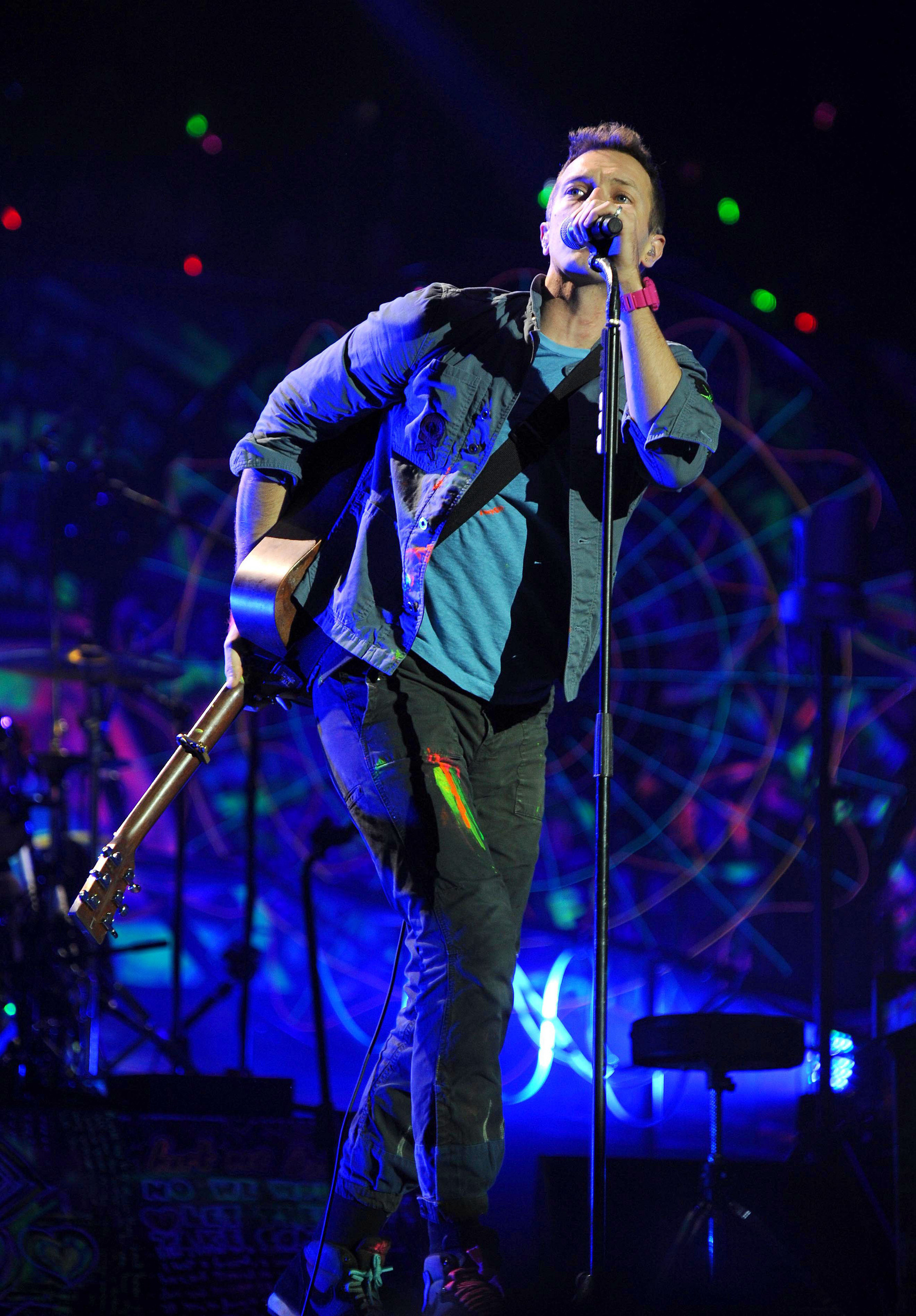 Coldplay, Mylo xyloto tour, December 9, 2011, 1790x2560 HD Phone