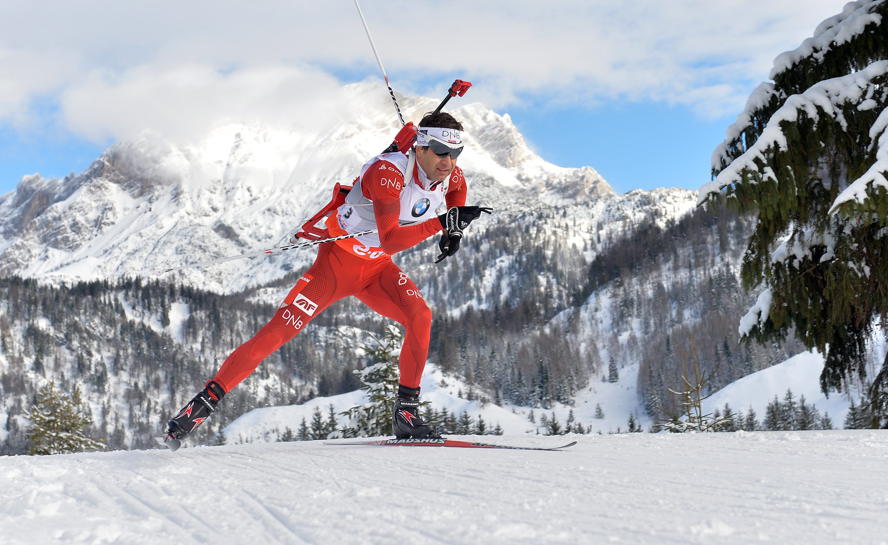 Ole Einar Bjoerndalen, Biathlon wallpaper, Legendary career, Olympic champion, 3420x2100 HD Desktop