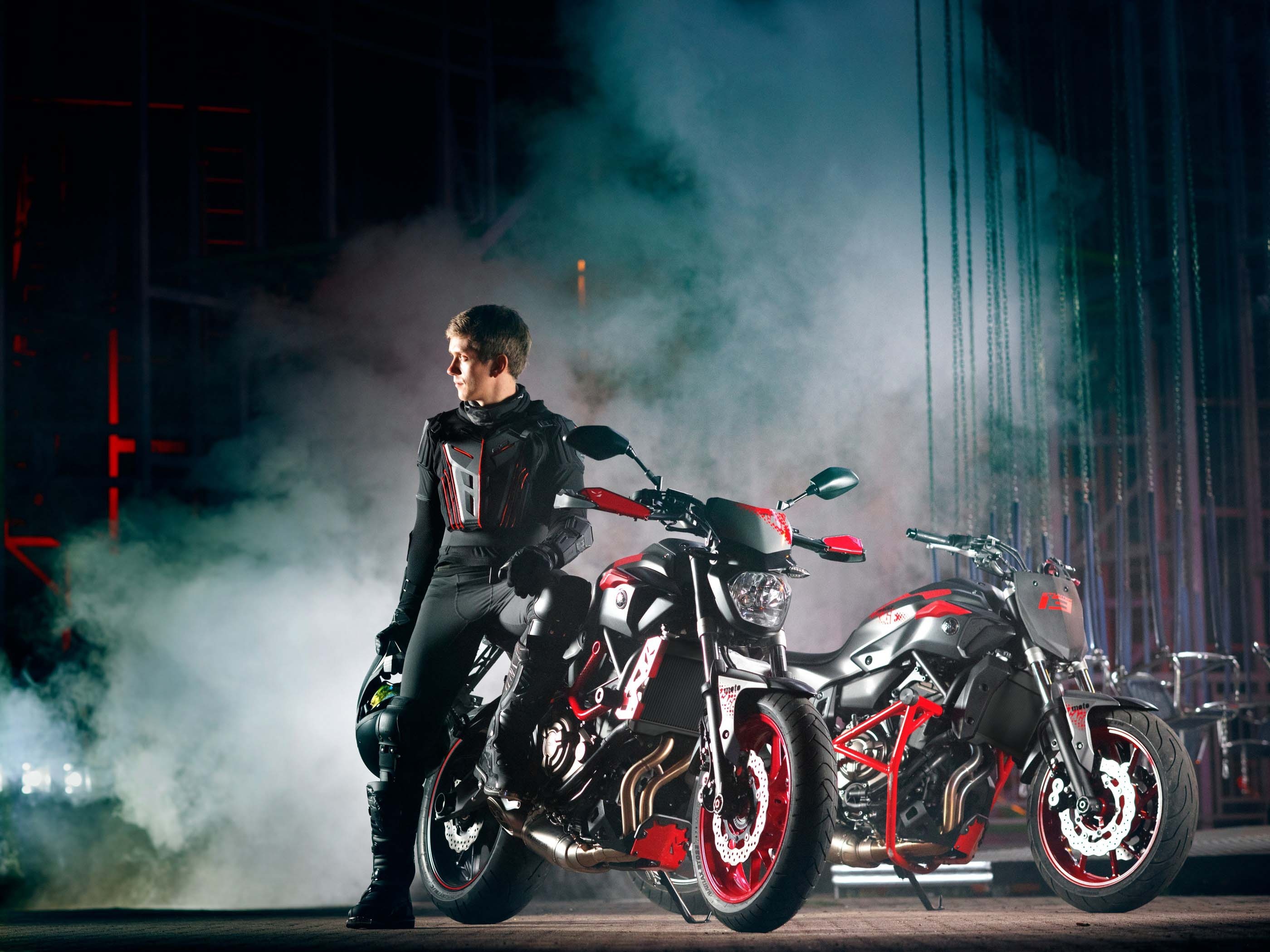 2015 Yamaha MT-07 Moto Cage, Euro stunters asphalt, Expert opinion, 2800x2100 HD Desktop