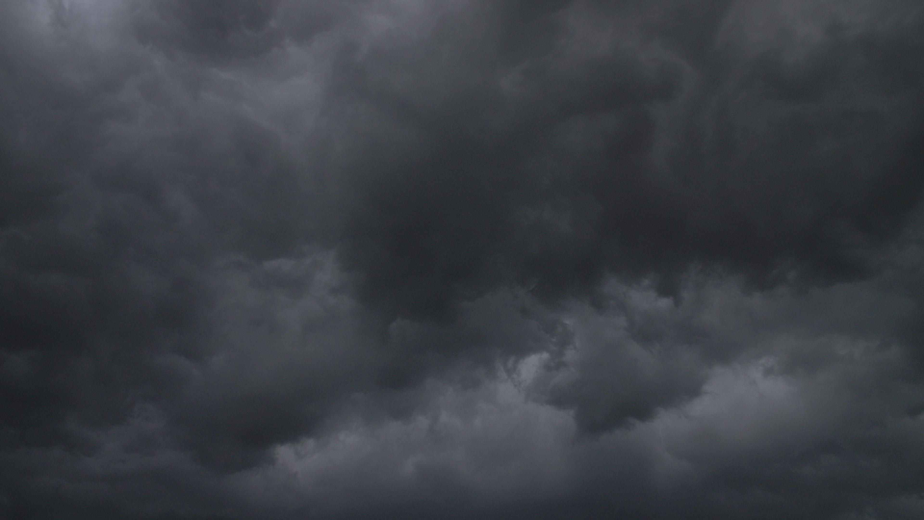 Gray Cloudy Sky: Rain-bearing cloud, Stormy weather, An impending downpour. 3840x2160 4K Wallpaper.