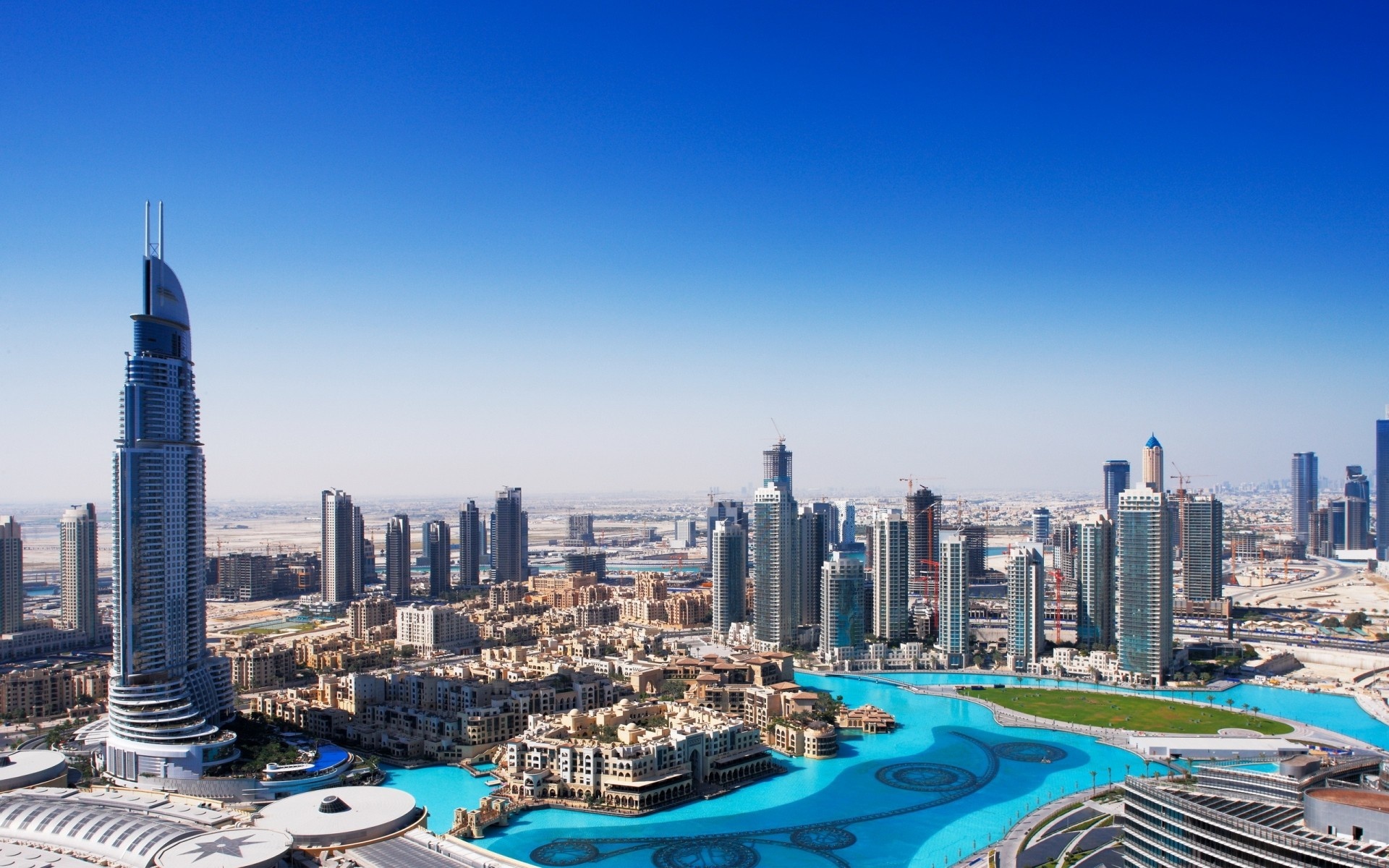Dubai: The eponymous capital of one of the UAE's 7 emirates. 1920x1200 HD Background.
