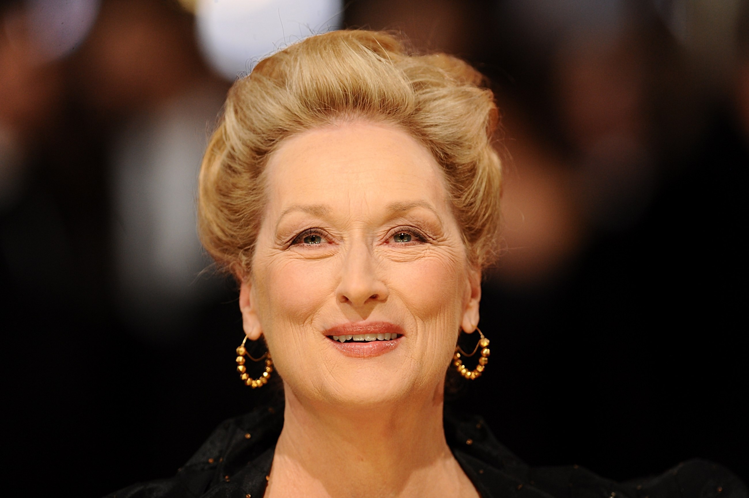Meryl Streep, Extraordinary talent, Meryl Streep wallpapers, Timeless beauty, 2600x1740 HD Desktop