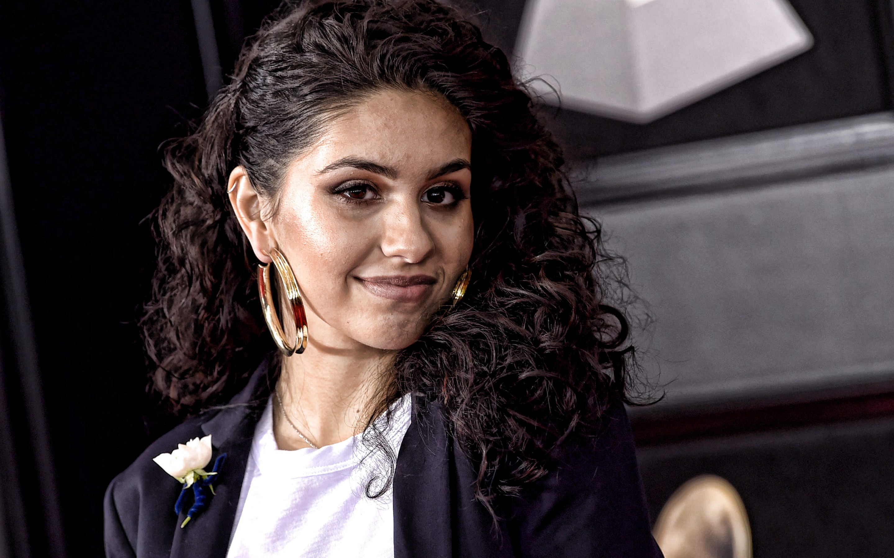 Alessia Cara, Musician, Download wallpapers, High quality HD pictures, 2880x1800 HD Desktop