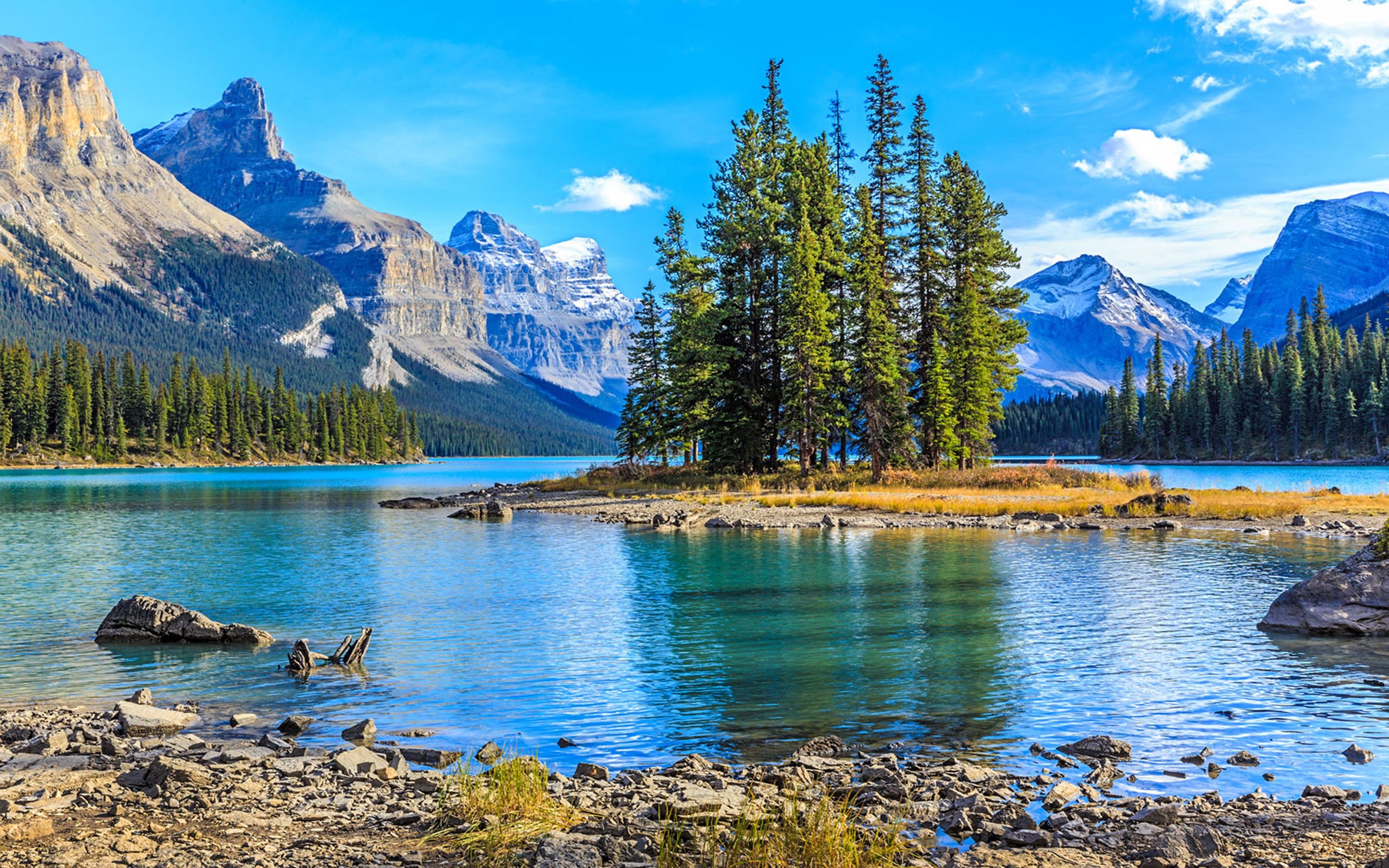 Jasper National Park, Tranquil landscapes, Nature's paradise, Outdoor adventures, 2880x1800 HD Desktop