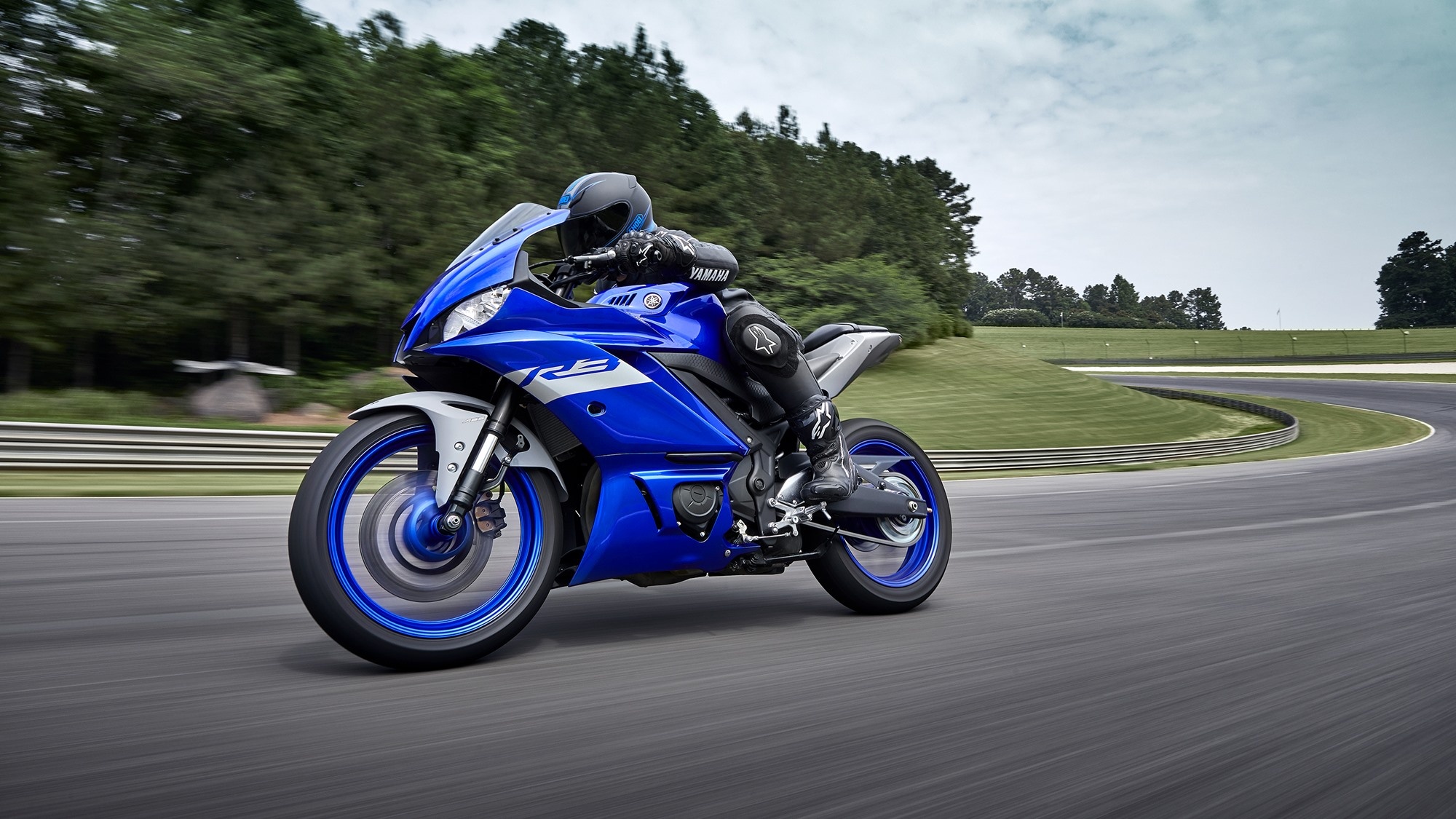 Yamaha YZF-R3, Coming soon to India, Everything motorcycle, 2000x1130 HD Desktop