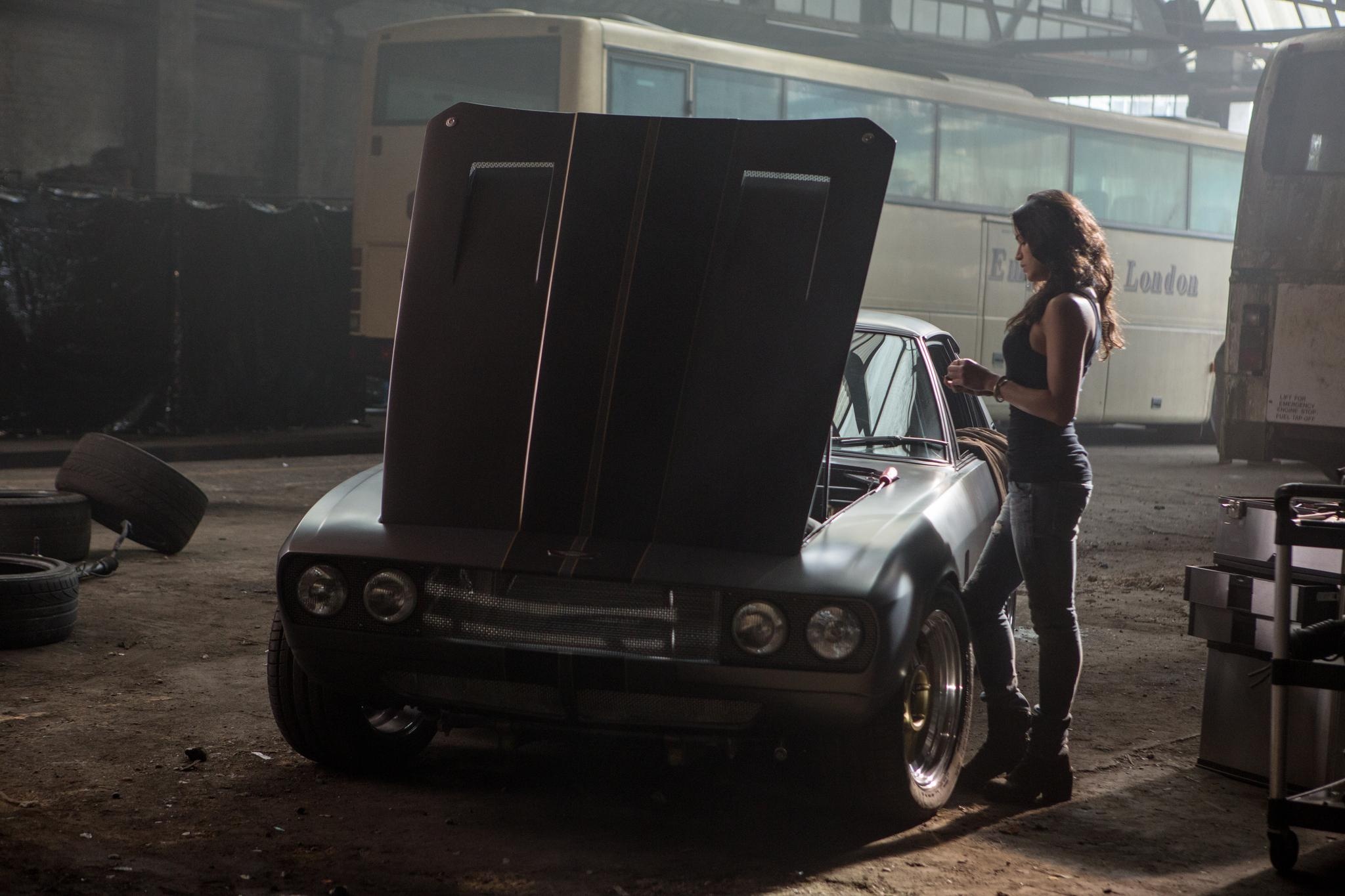 Michelle Rodriguez, Fast and Furious 6, Hot rods, Sexy wallpapers, 2050x1370 HD Desktop