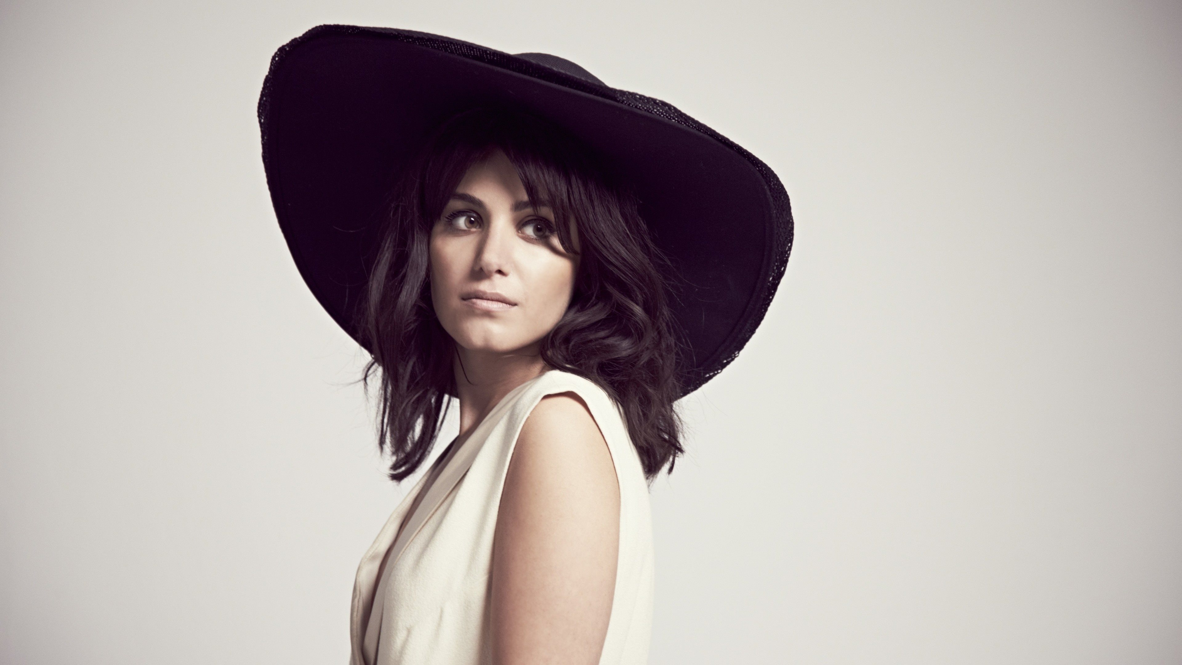 Download wallpapers Katie Melua, portrait, 4k, singer, beautiful woman, Georgian singer for desktop with resolution. High Quality HD pictures wallpapers 3840x2160