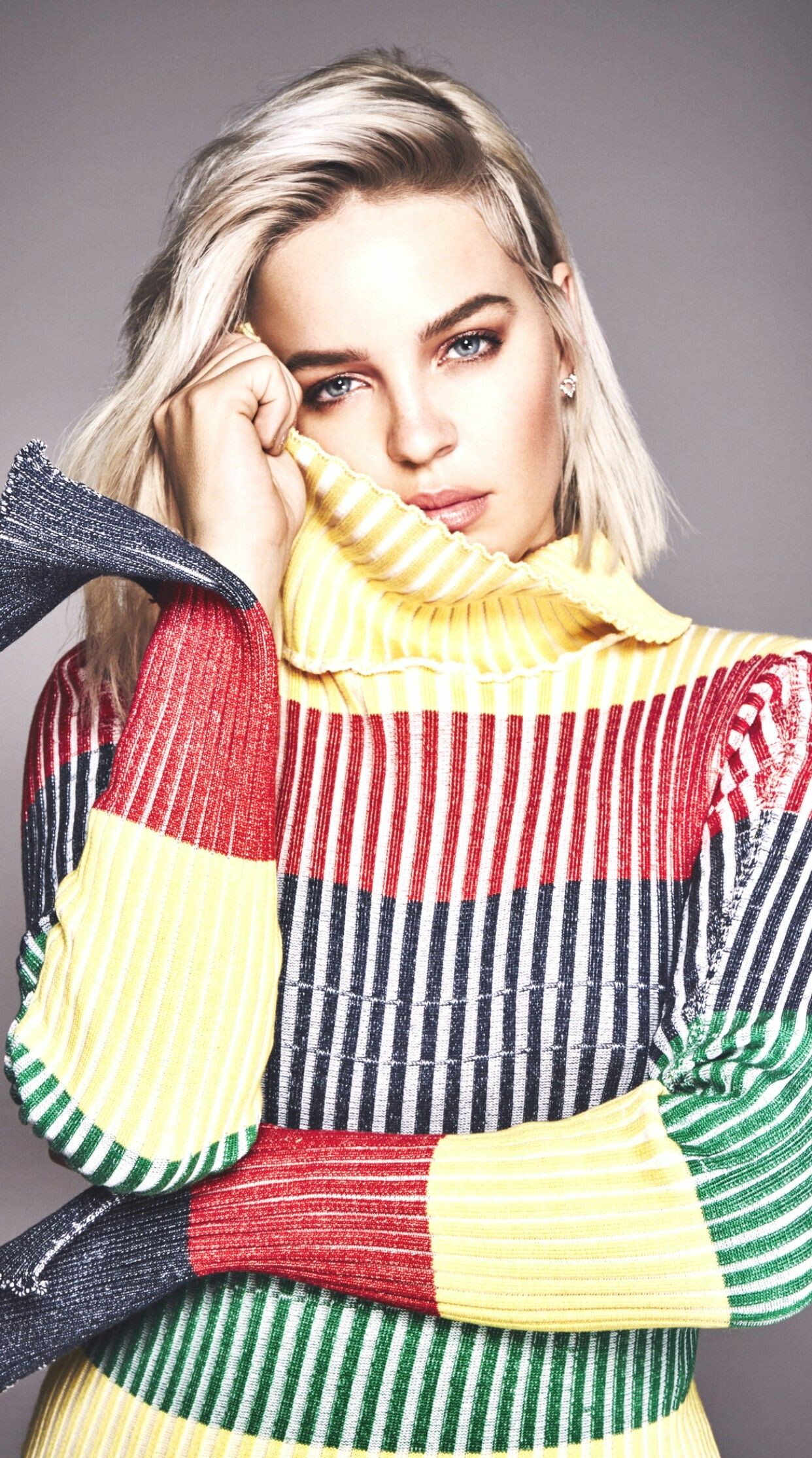 Anne-Marie: A remixed version of "Perfect" retitled "Perfect to Me" was released as a single on 2 November 2018. 1250x2230 HD Background.