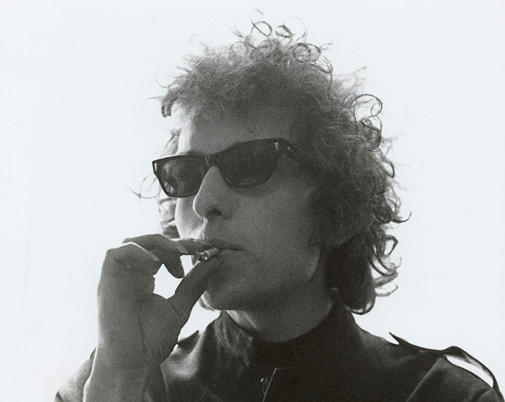 Bob Dylan: A major figure in popular culture during a career spanning more than 60 years. 2010x1600 HD Background.