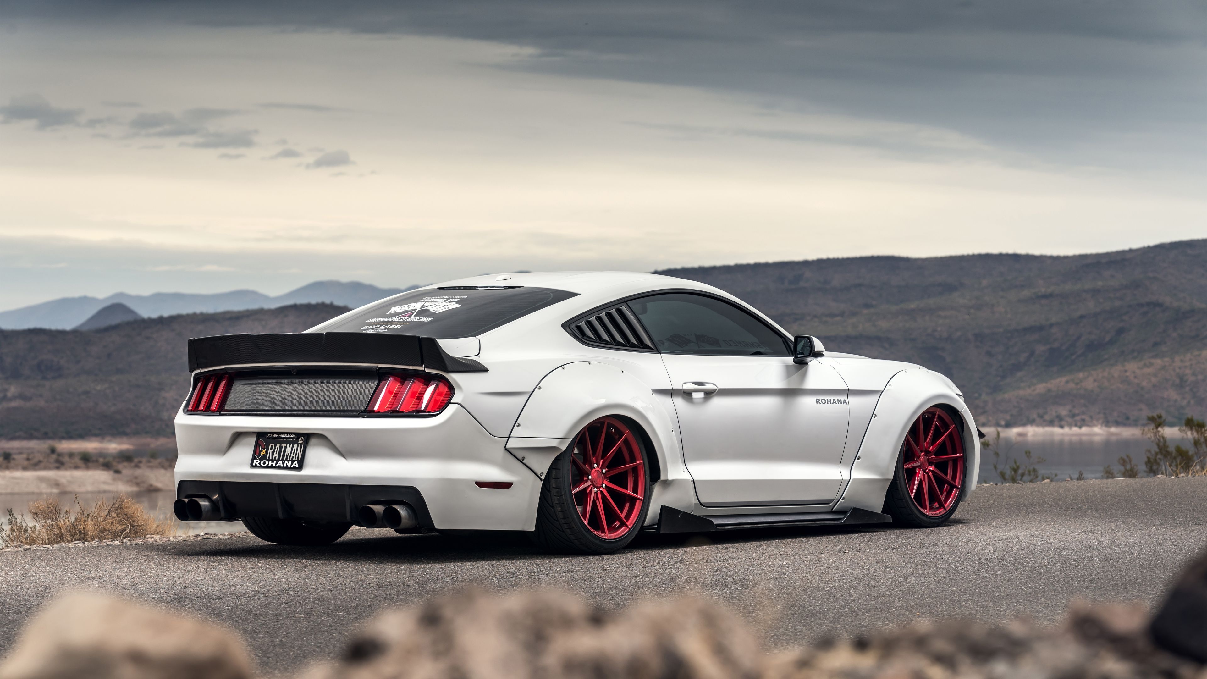 Ford Mustang GT, Sharp 4k detail, Modern muscle, V8 roar, Athletic build, 3840x2160 4K Desktop