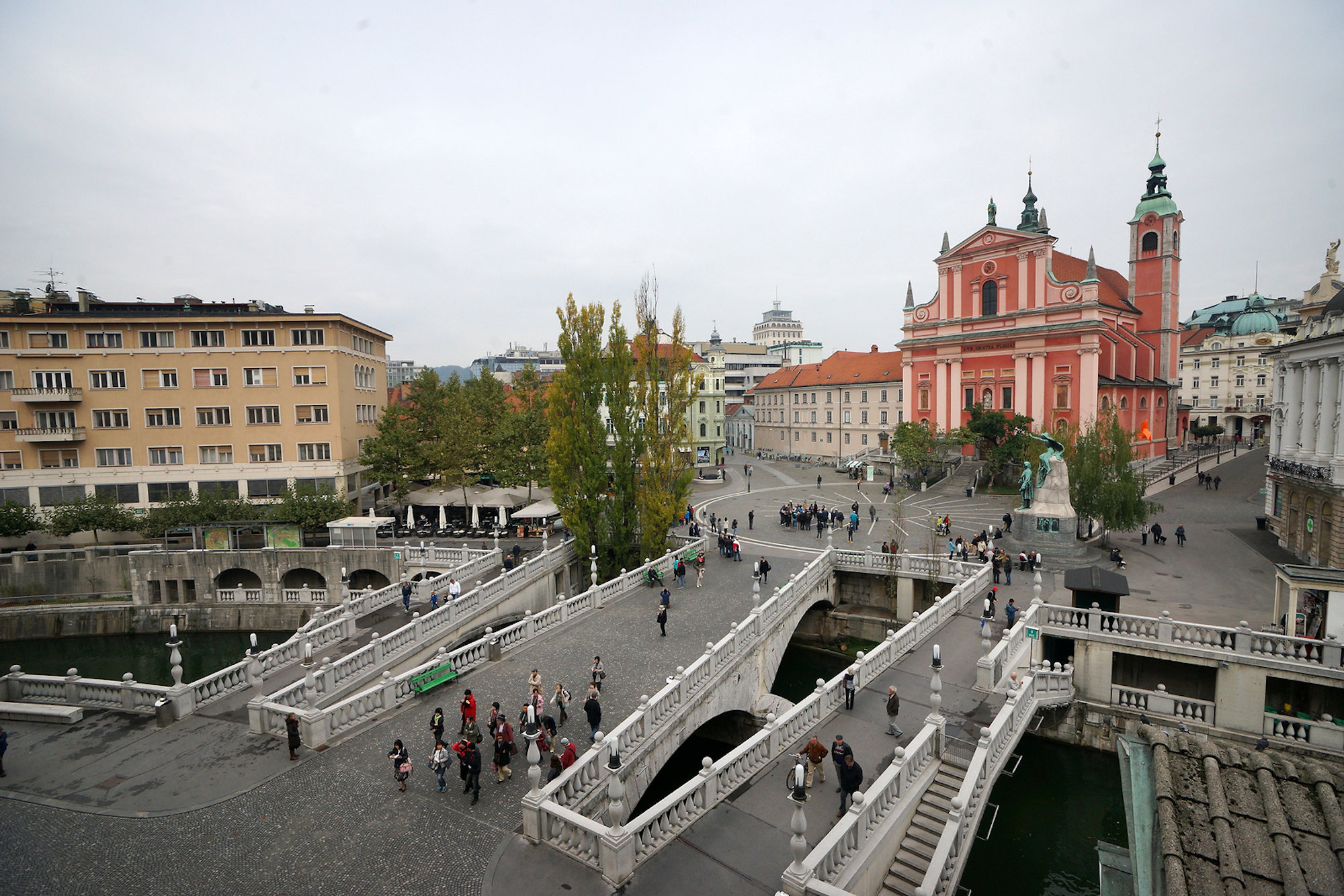 Triple Bridge photos, Inspire you to visit, Ljubljana, Slovenia, 2000x1340 HD Desktop