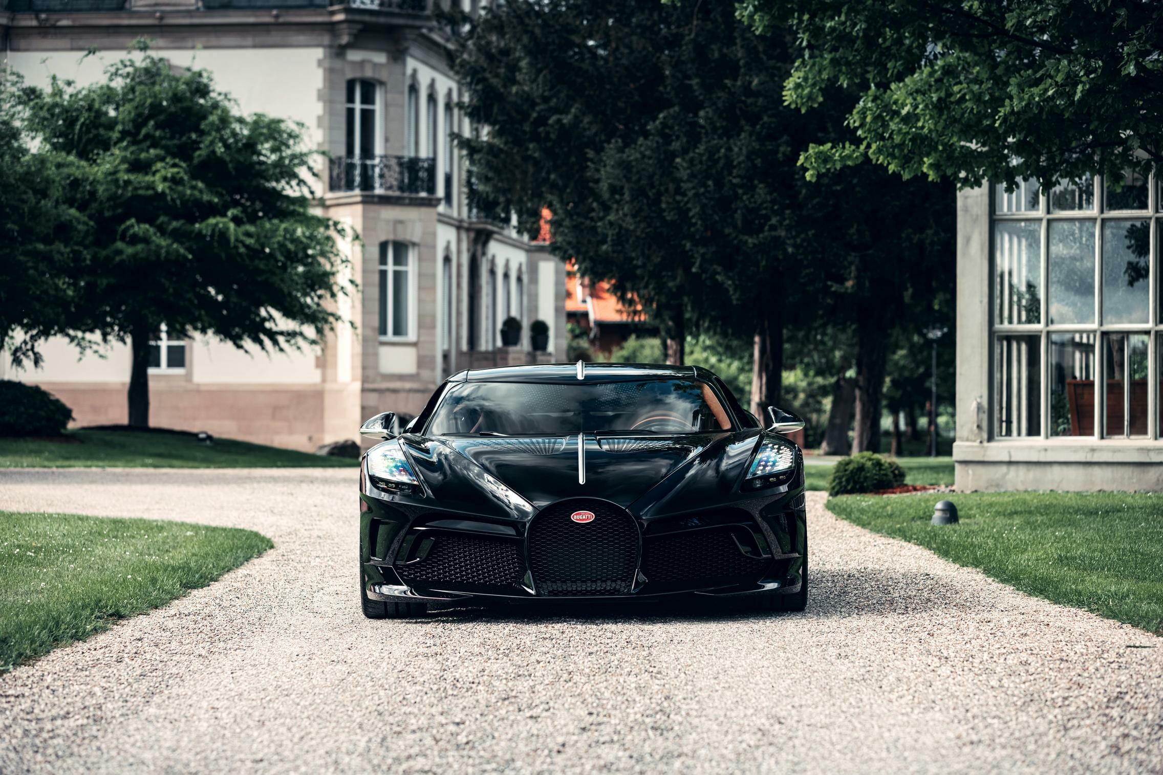 Bugatti La Voiture Noire: $13.3 million French luxury hypercar, Automotive design. 2280x1520 HD Wallpaper.