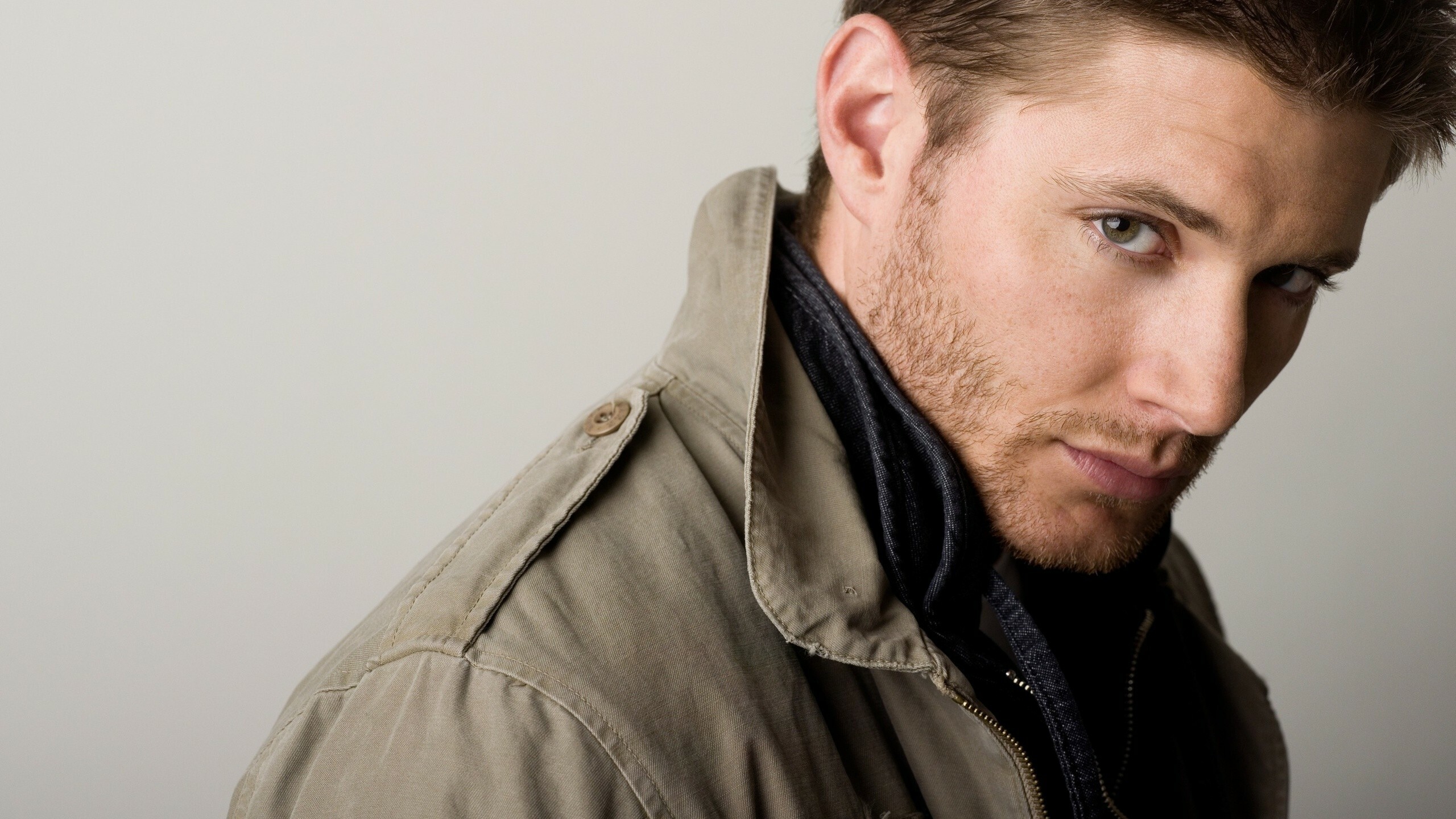 Supernatural: Dean Winchester, Named after his maternal grandmother, Deanna Campbell. 2560x1440 HD Background.