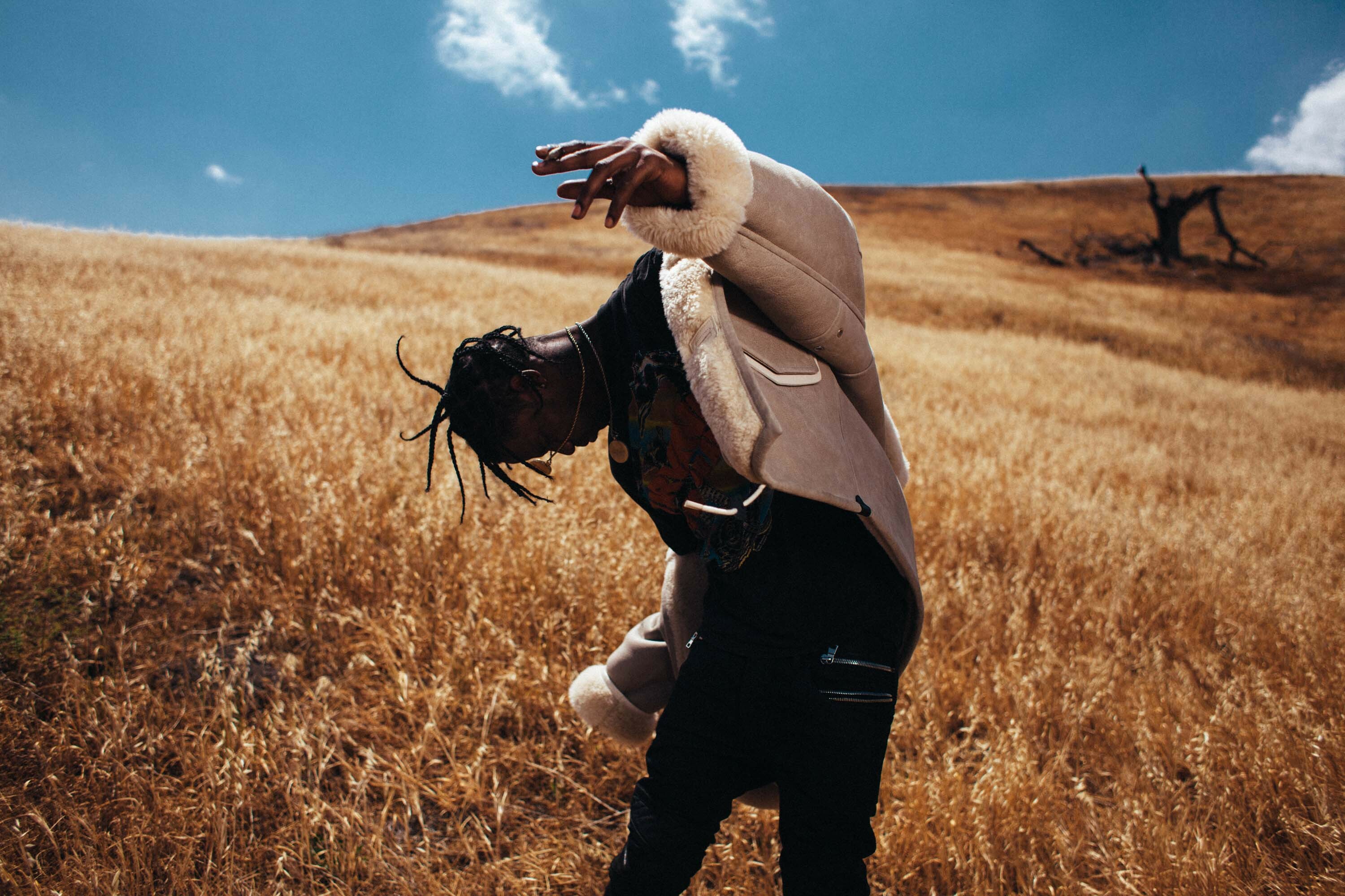 Travis Scott: Celebrity, signed a joint-recording contract with Epic and T.I.'s Grand Hustle imprint, 2013. 3000x2000 HD Wallpaper.