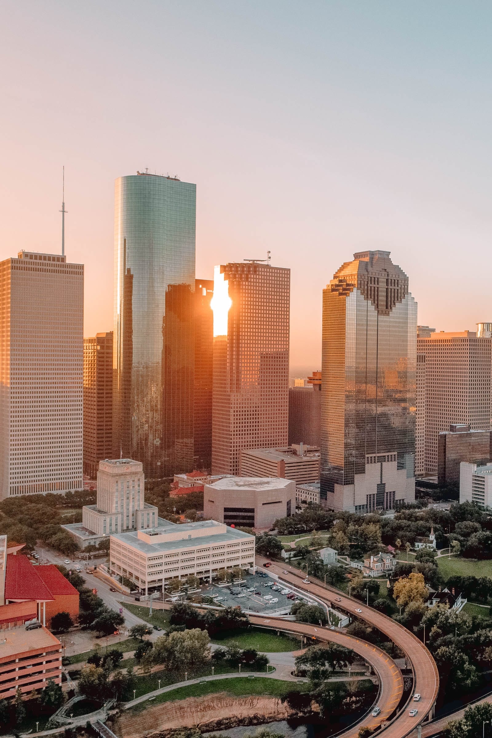 Houston Texas Travels, Unforgettable experiences, Vibrant city, Must-visit attractions, 1600x2400 HD Phone