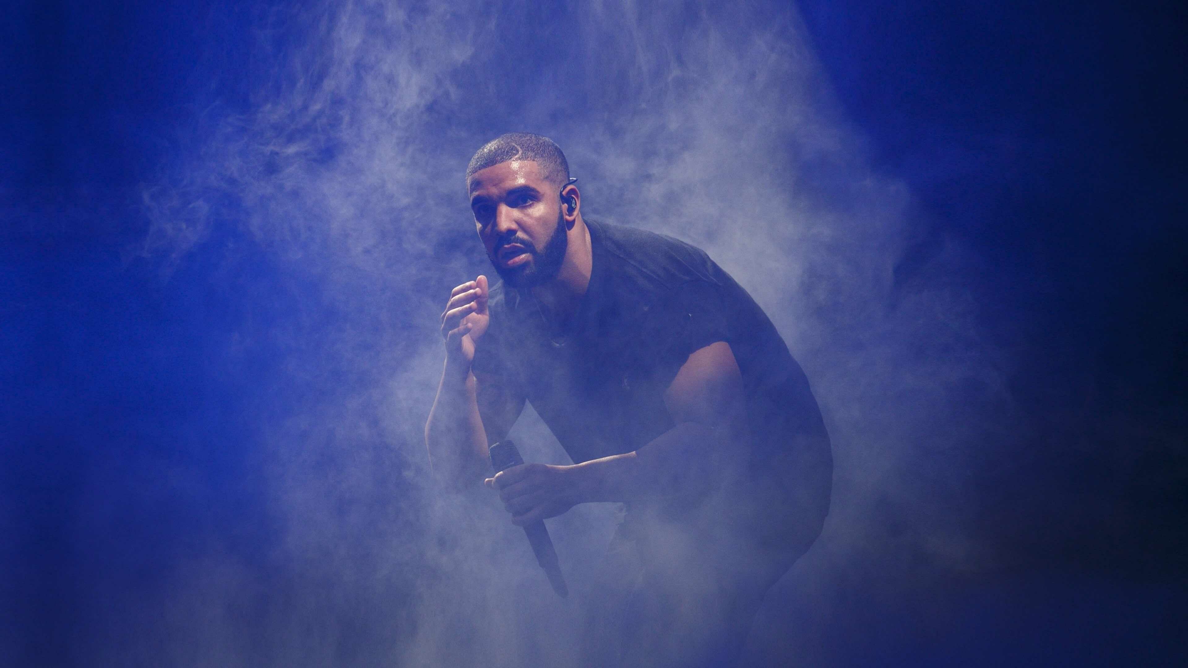 Drake: Canadian rapper and singer, Jimmy Brooks on Degrassi: The Next Generation. 3840x2160 4K Background.