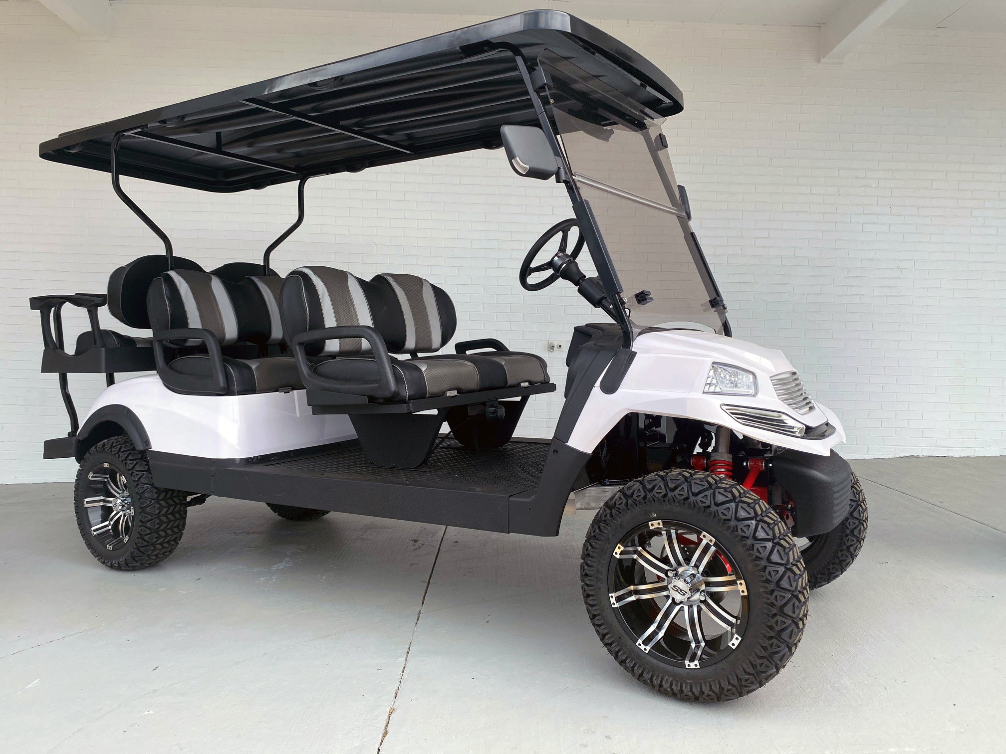 Golf Cart, Stylish design, Smooth ride, Convenient transportation, 2020x1520 HD Desktop