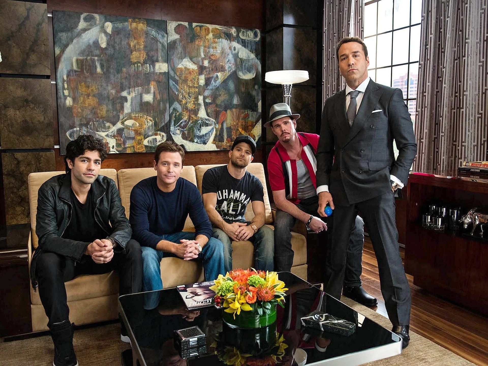 Kevin Connolly: Entourage, Eric Murphy, Ari Gold, Vincent Chase, Johnny “Drama” Chase, Salvatore “Turtle” Assante. 1920x1440 HD Wallpaper.