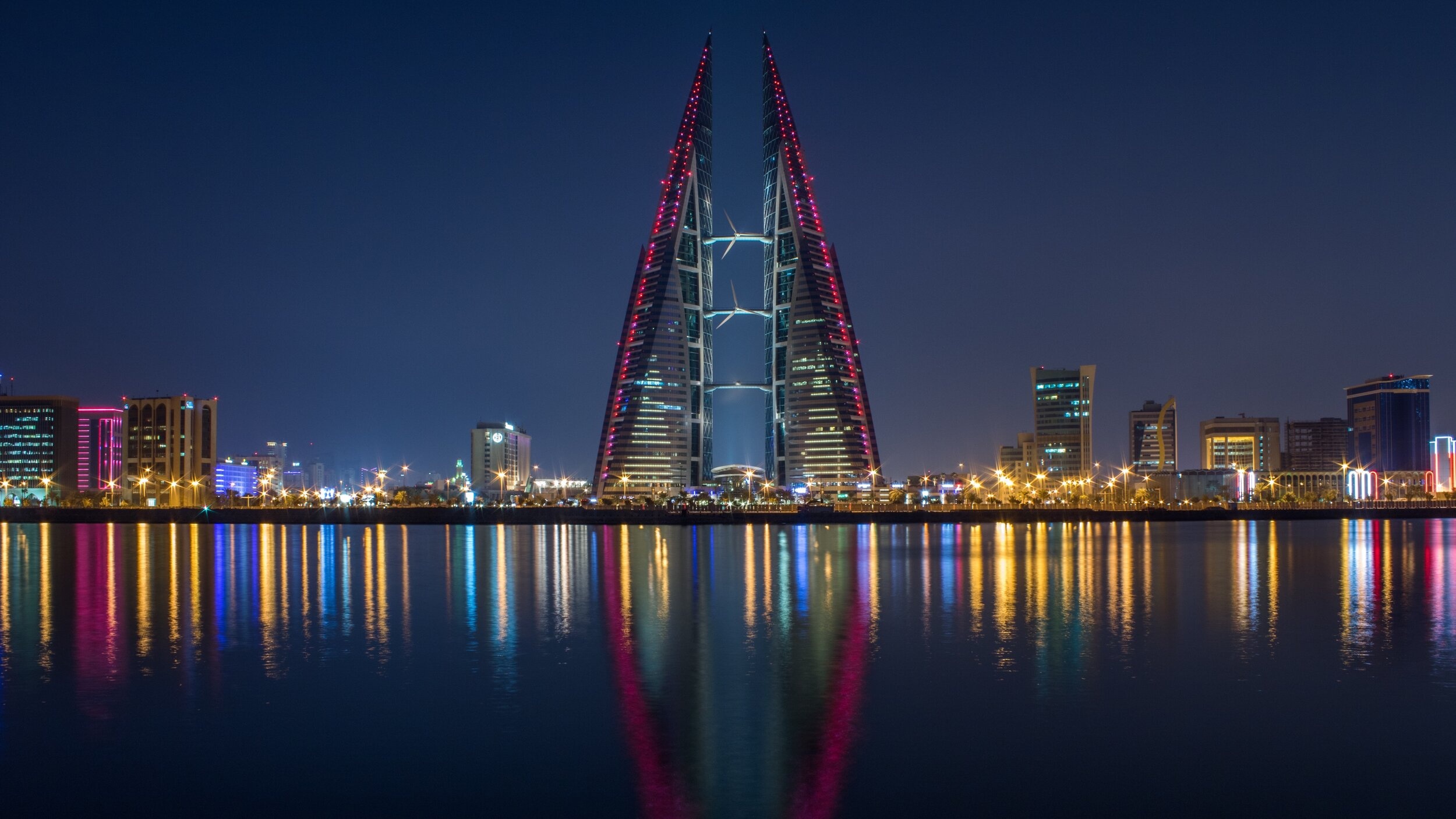 Manama, Bahrain, Iconic locations, Middle Eastern charm, Architectural wonders, 2500x1410 HD Desktop