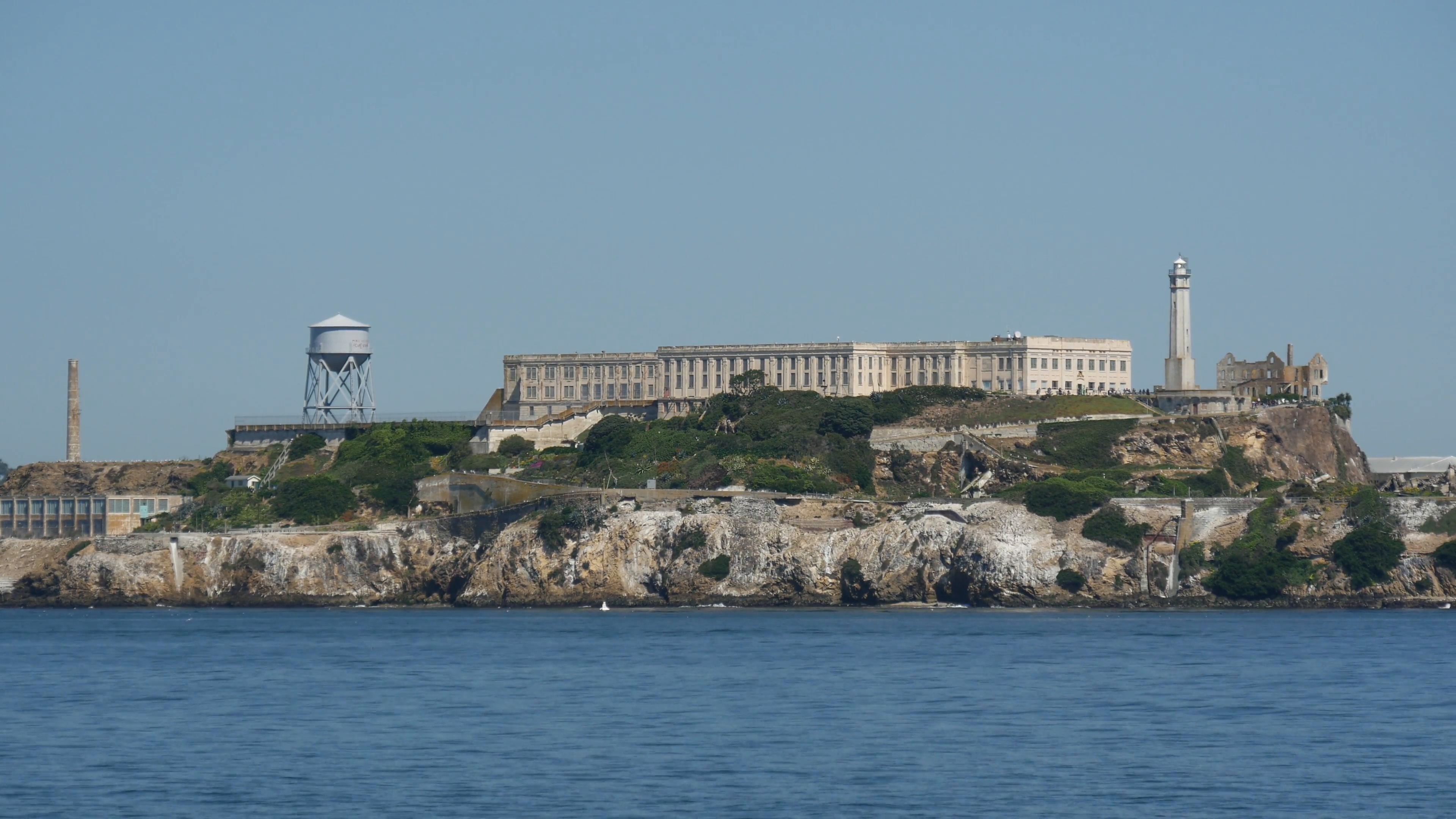 Verlassene Gebäude auf Alcatraz Island, 3840x2160 4K Desktop