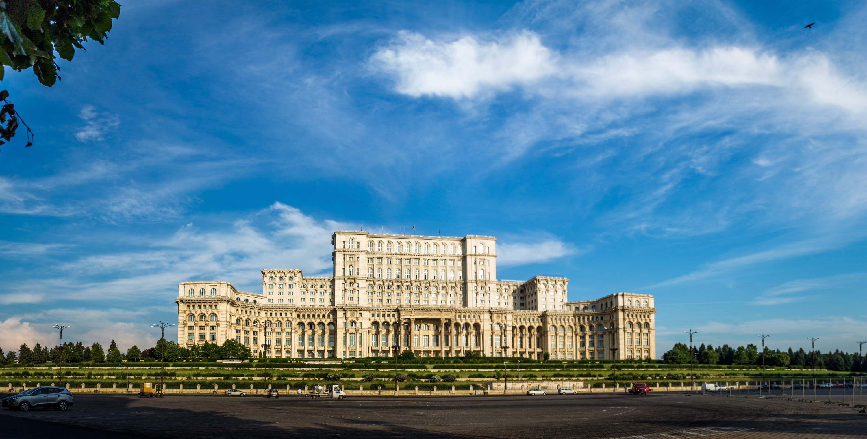 Palace of Parliament, Bucharest, 9 reasons to visit, Romanian capital, 3000x1530 HD Desktop
