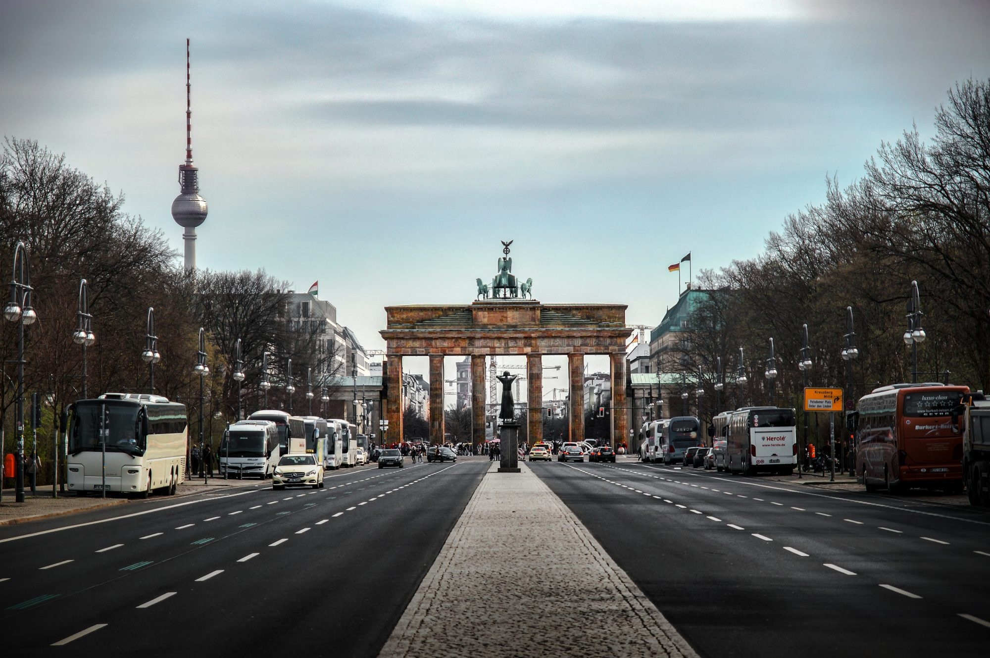 Berlin, Best areas to stay, Urban exploration, Travels, 2000x1330 HD Desktop