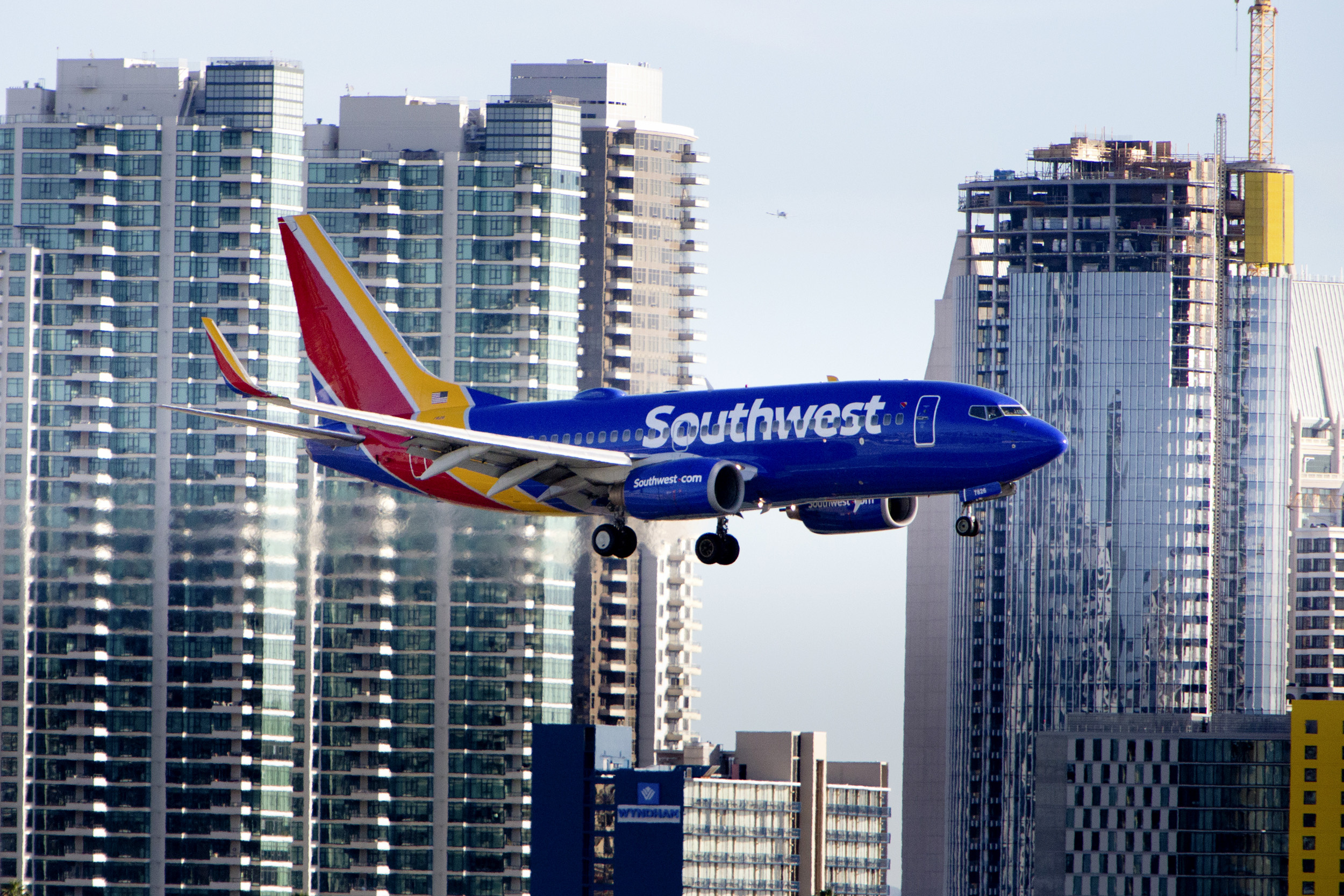 Southwest Airlines, Flight attendant altercation, Teeth broken, Legal sentencing, 2500x1670 HD Desktop