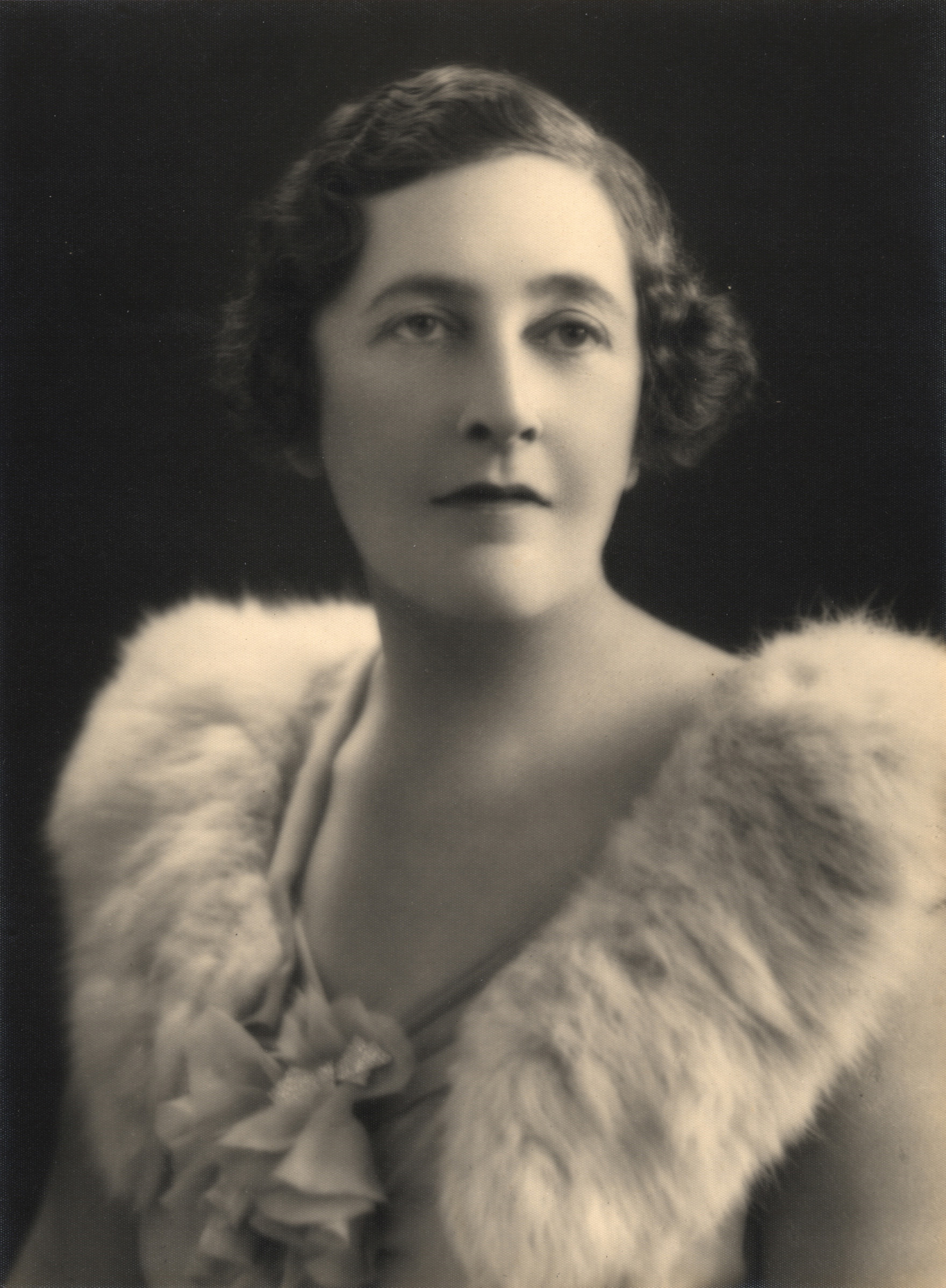 Agatha Christie, Beautiful and great, Christie's photo, Fanpop, 1760x2400 HD Handy