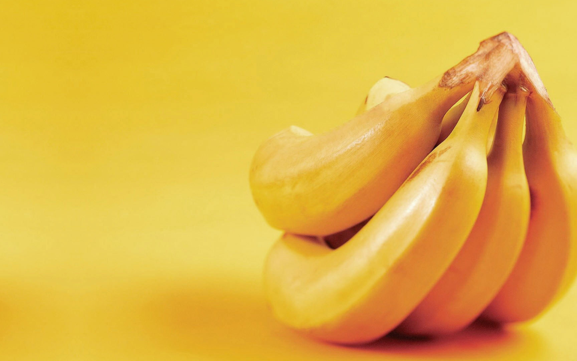 Artistic banana, Aesthetic appeal, Still life, Nature's wonder, 1920x1200 HD Desktop