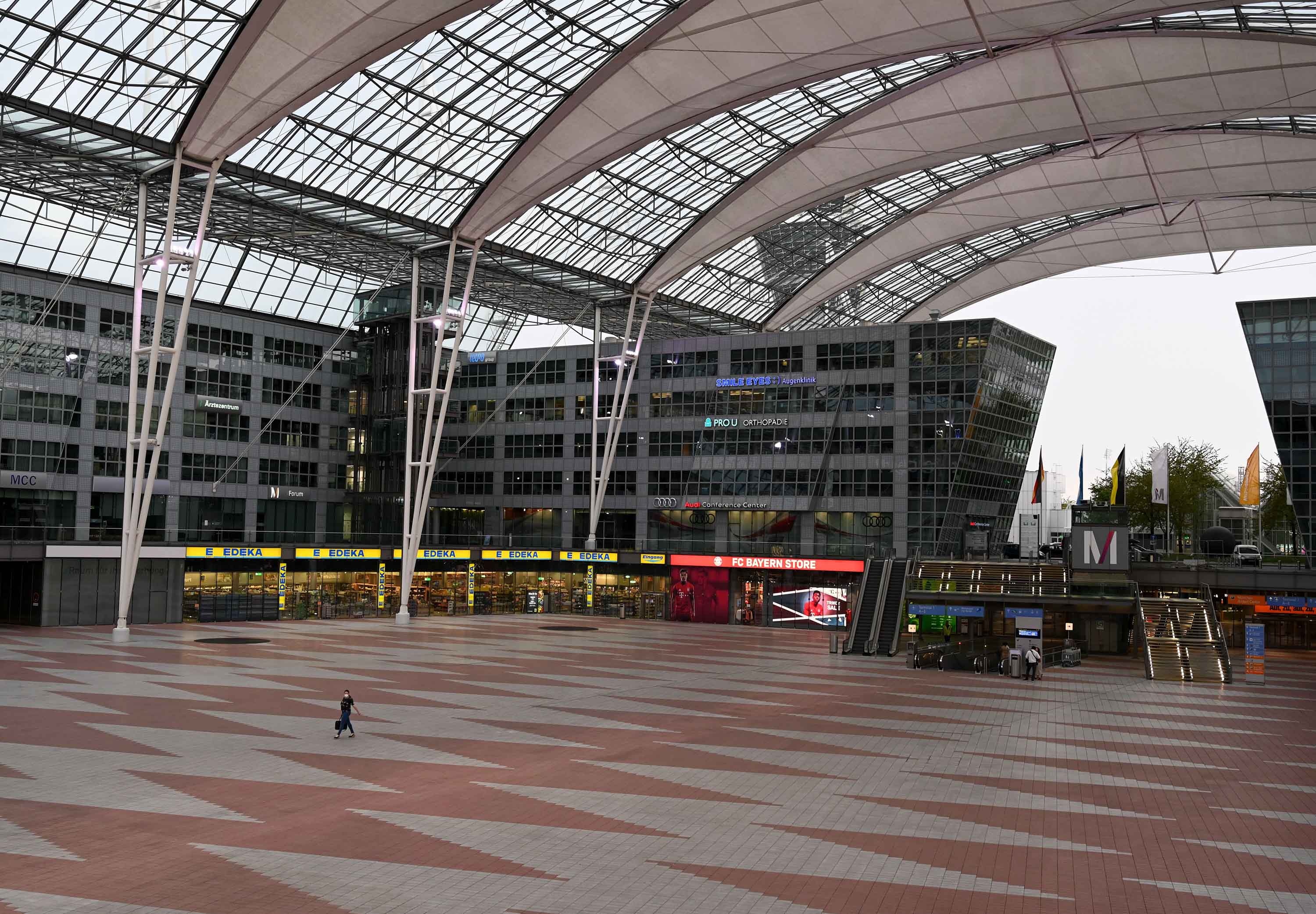 Munich International Airport, Travel advisory, Germany travel, Popular airport, 3000x2090 HD Desktop
