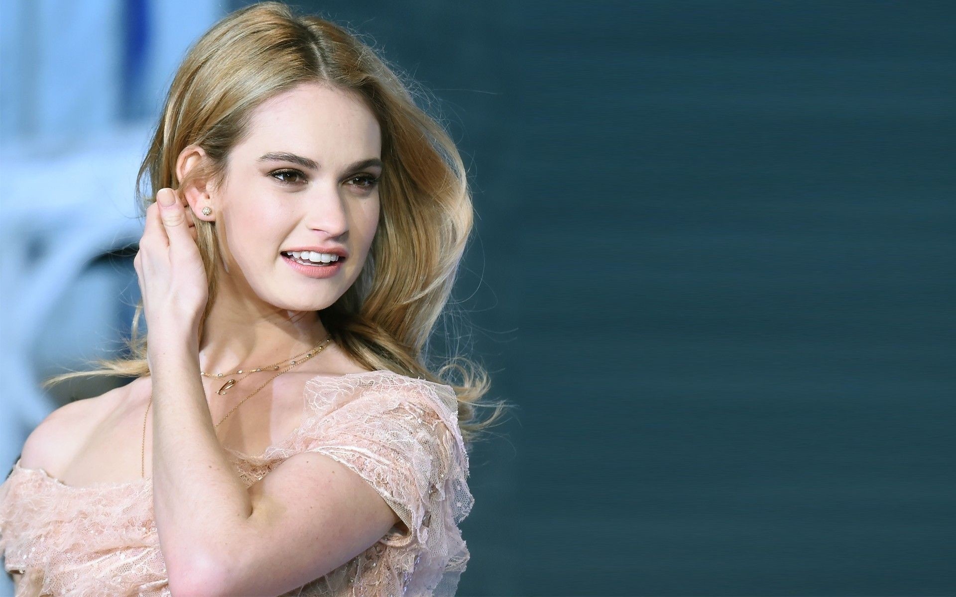 Lily James wallpapers, Background pictures, 1920x1200 HD Desktop