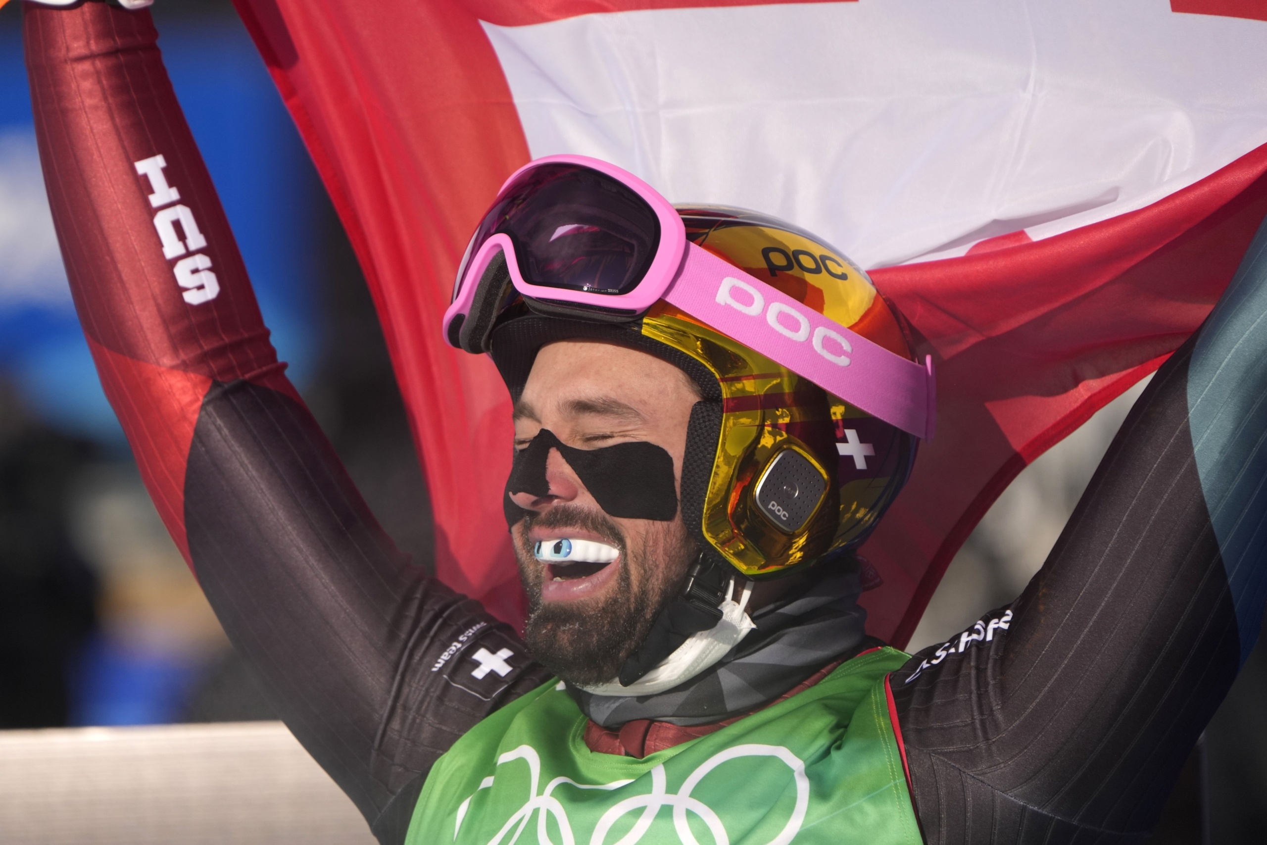 Ryan Regez, Emotional victory, Skicross, Gold medal, 2560x1710 HD Desktop