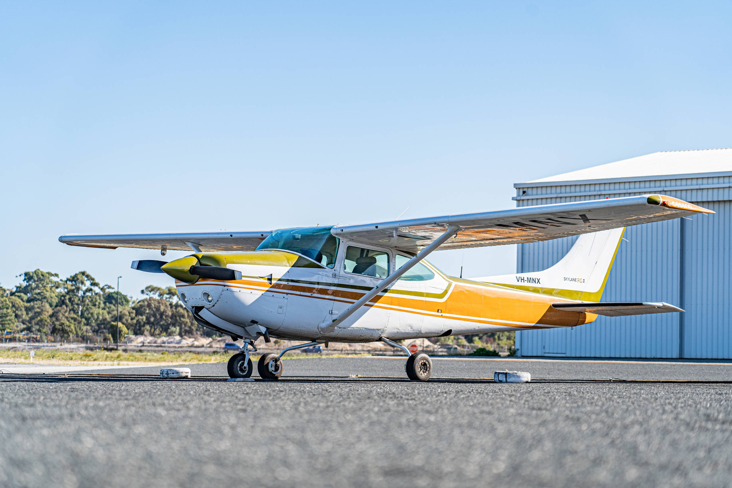 Cessna 182, Royal Aero Club, Skies beckon, Aviation passion, 2560x1710 HD Desktop